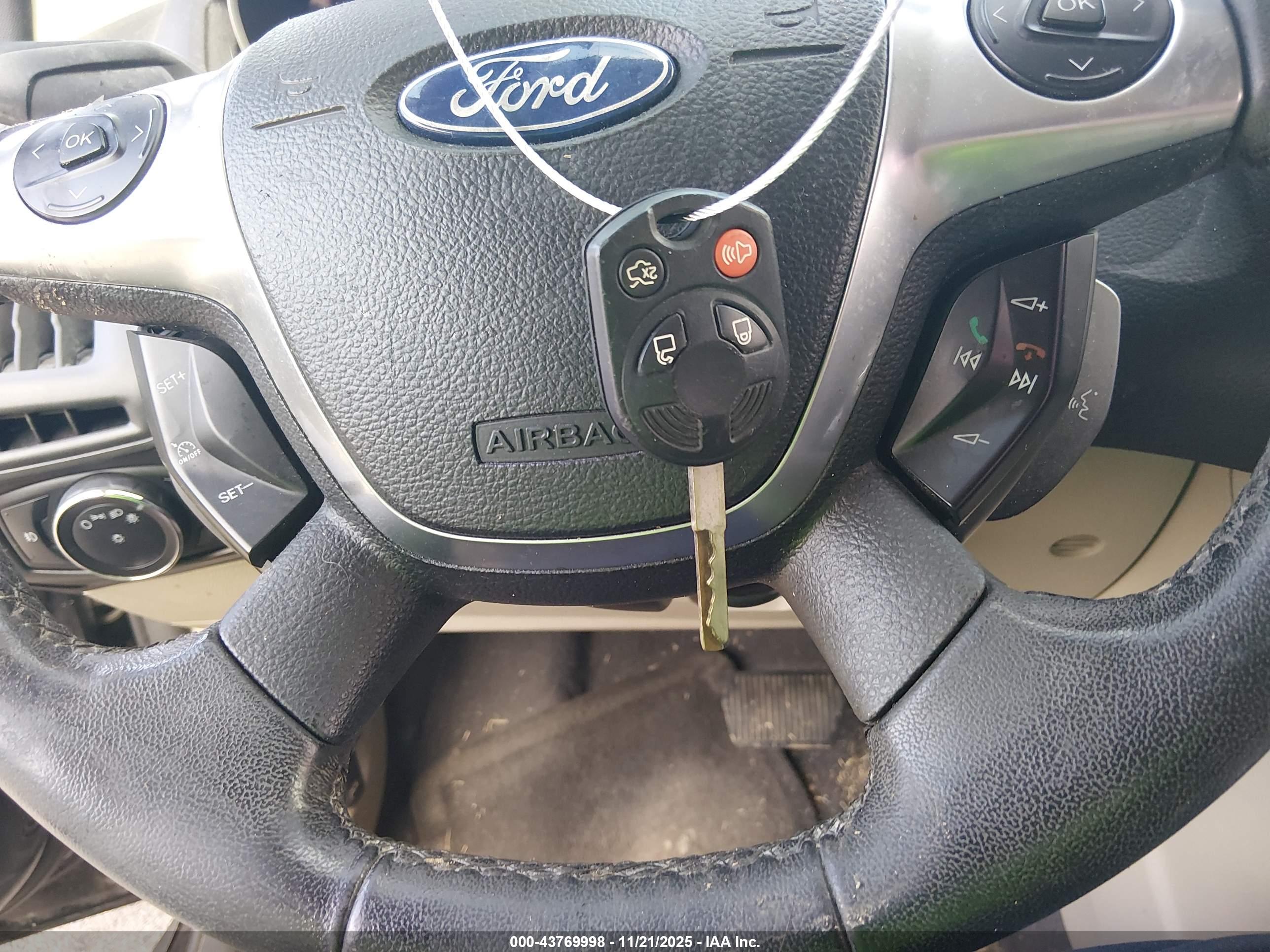 FORD FOCUS image 11