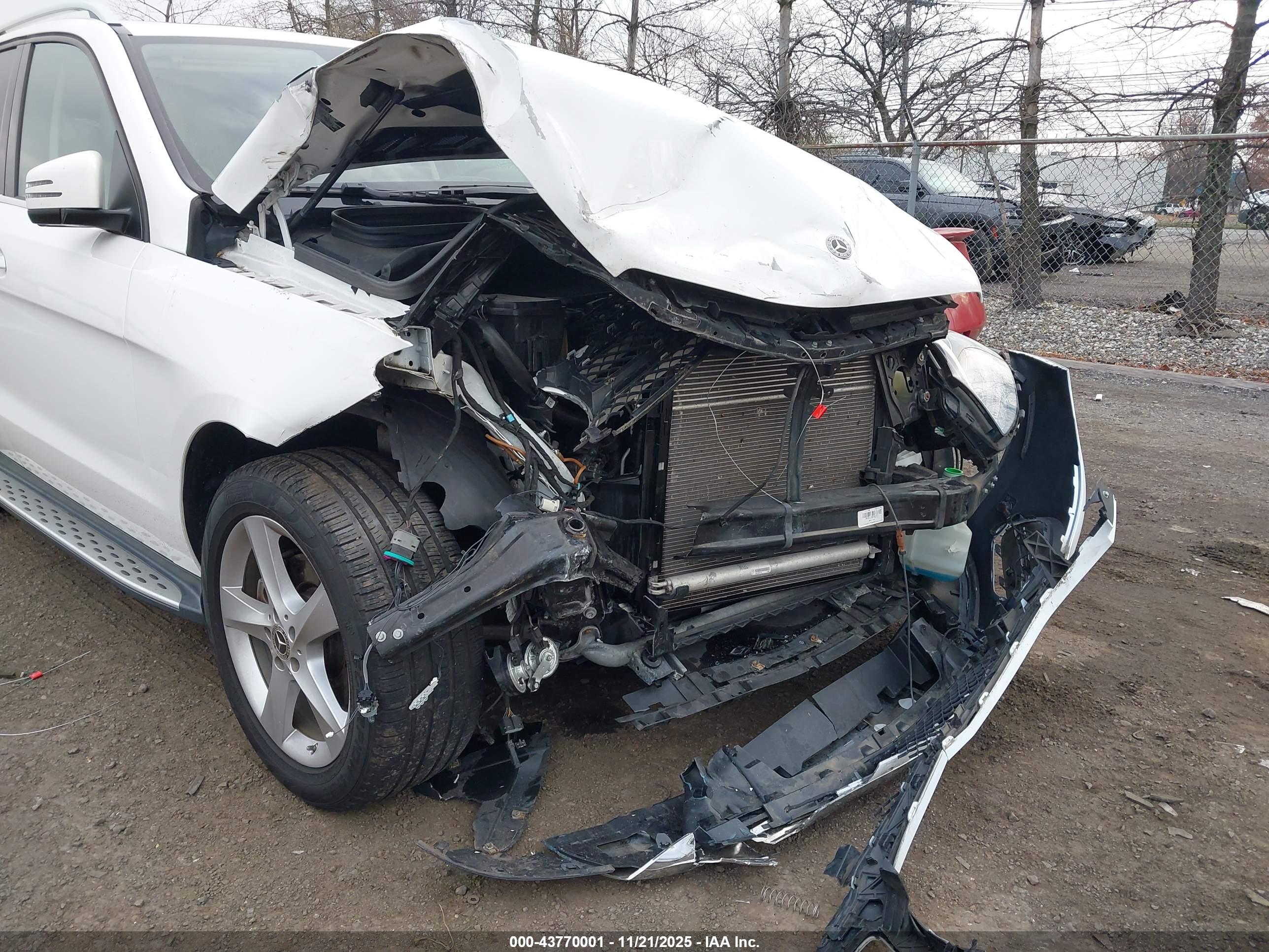 MERCEDES-BENZ GLE image 6