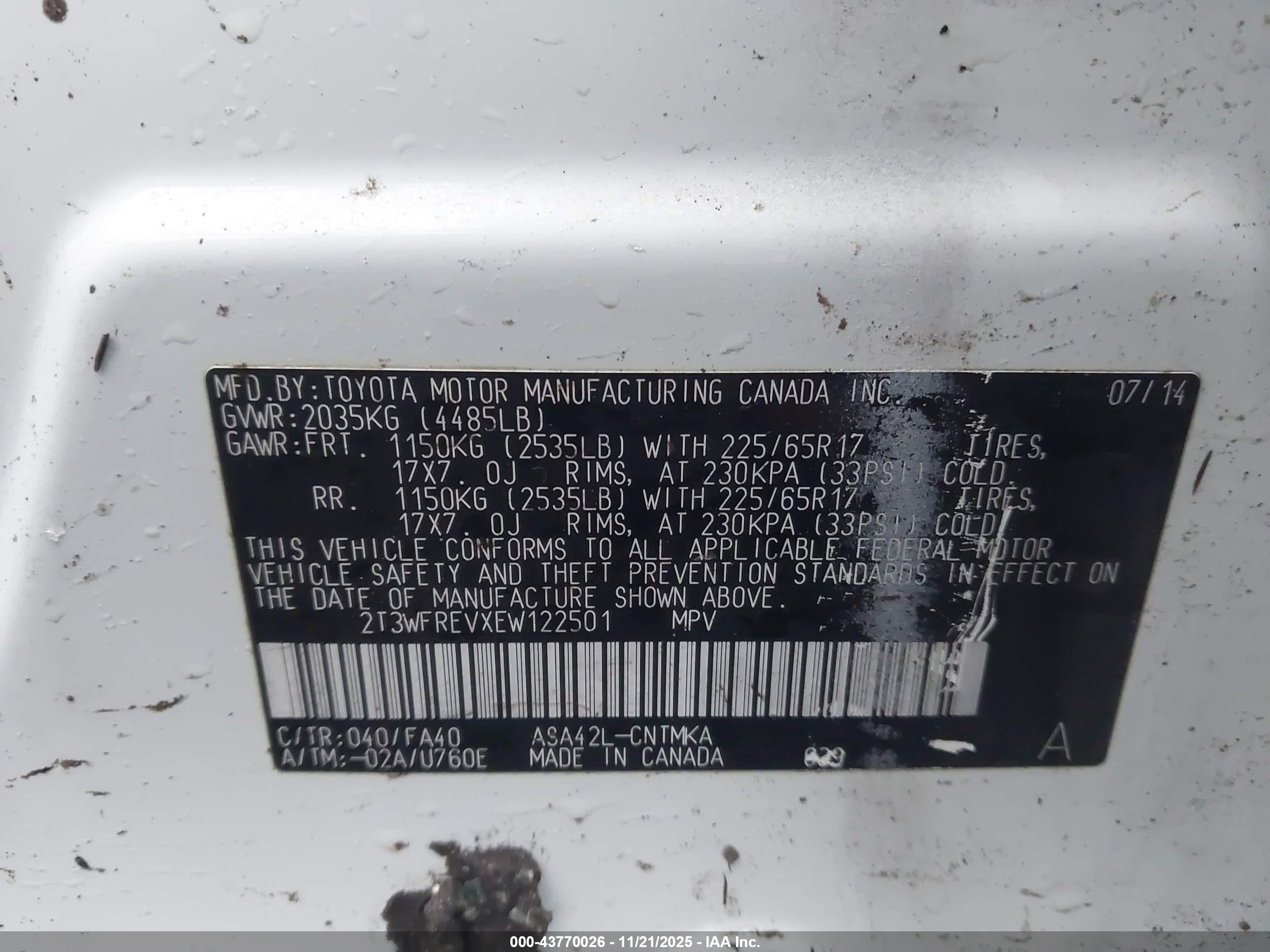TOYOTA RAV4 image 9