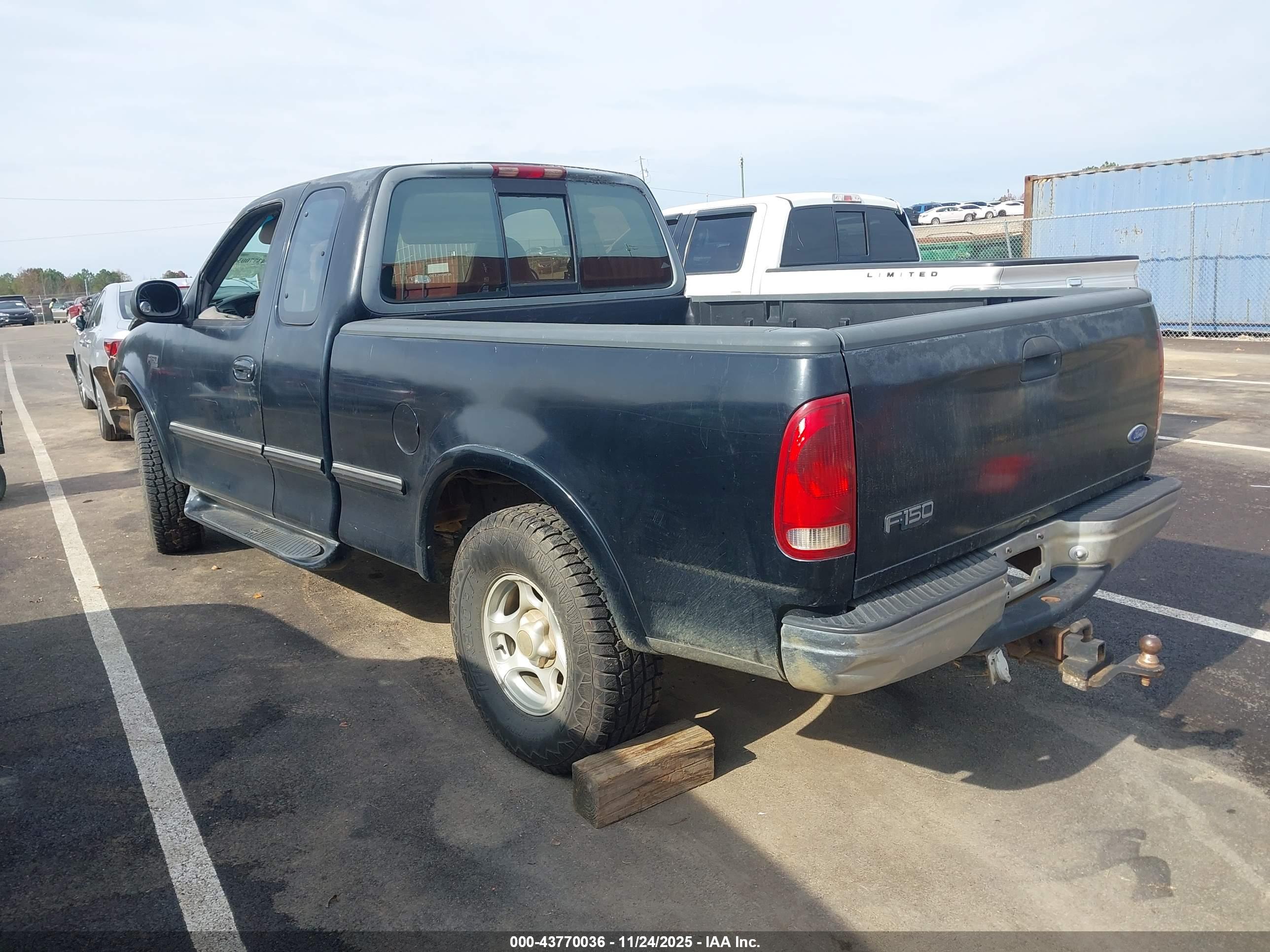 FORD F-150 image 3