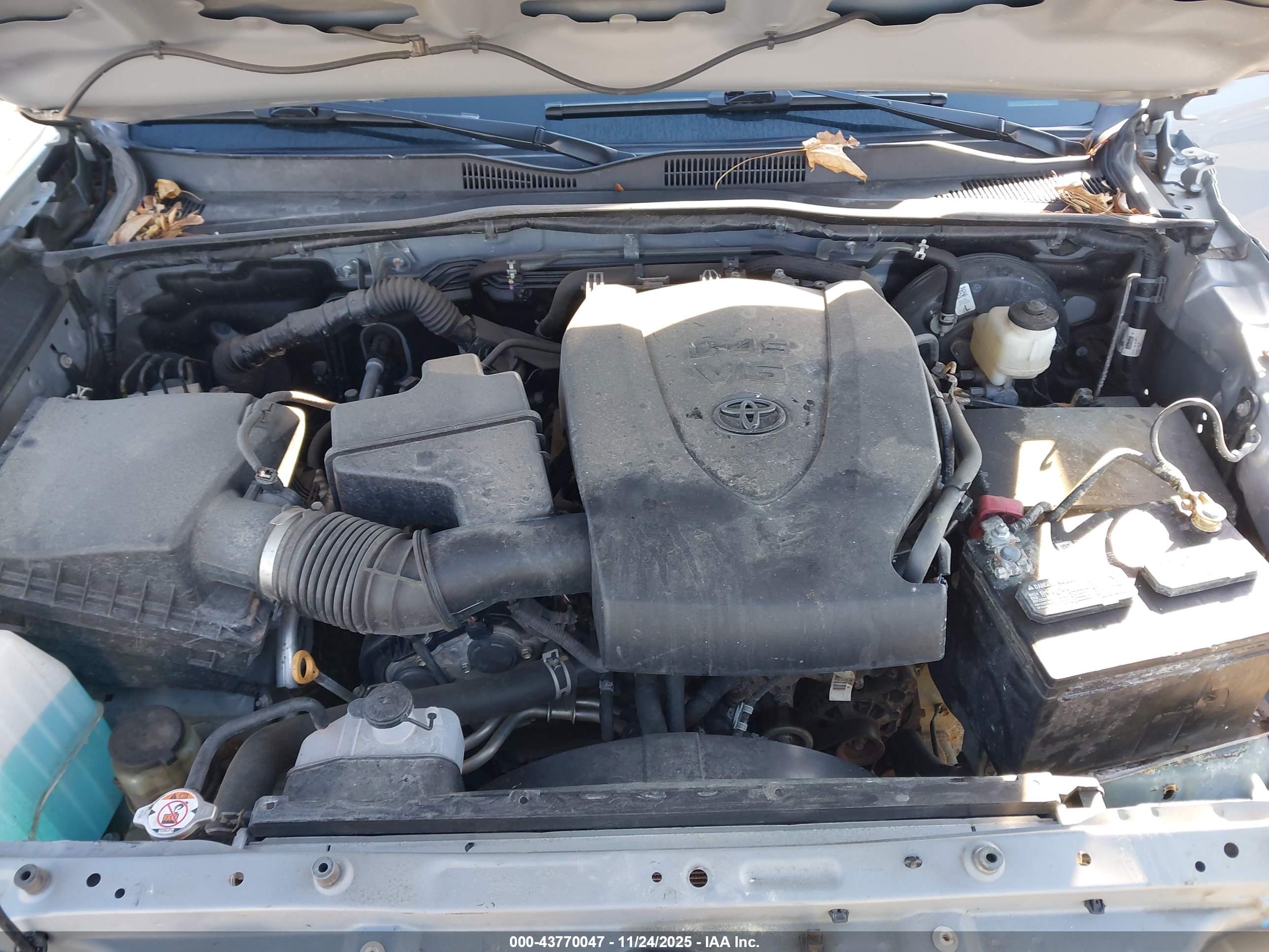 TOYOTA TACOMA image 10