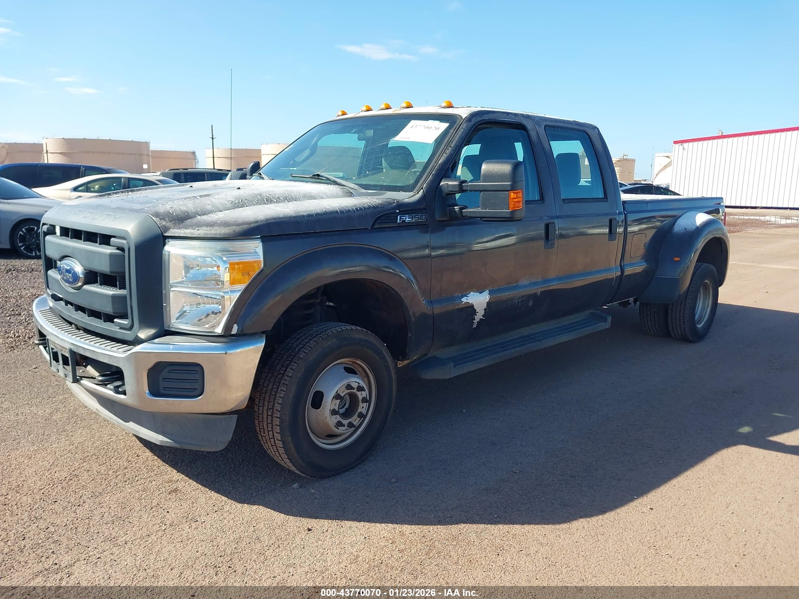 FORD F-350 image 2