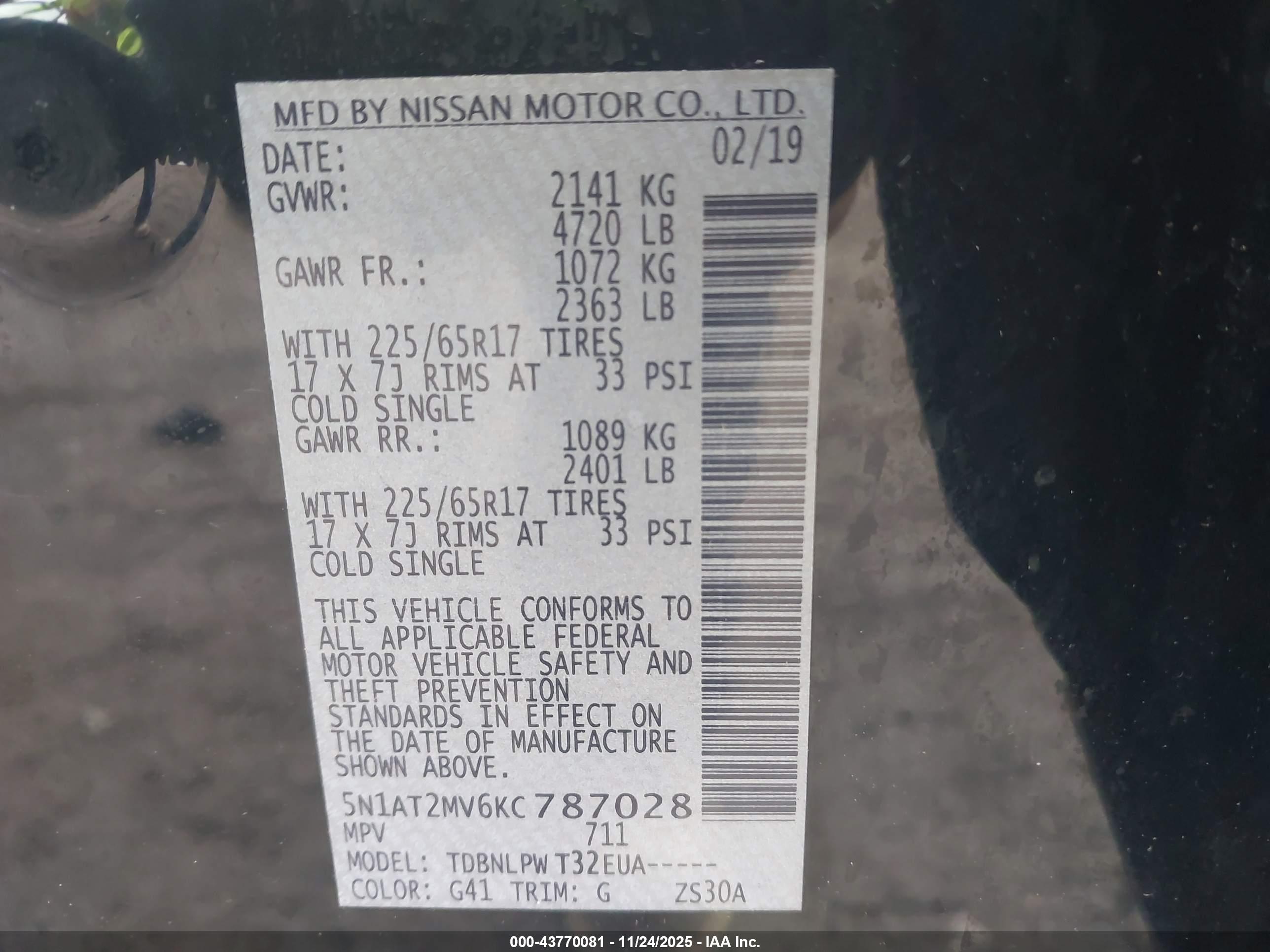 NISSAN ROGUE image 9