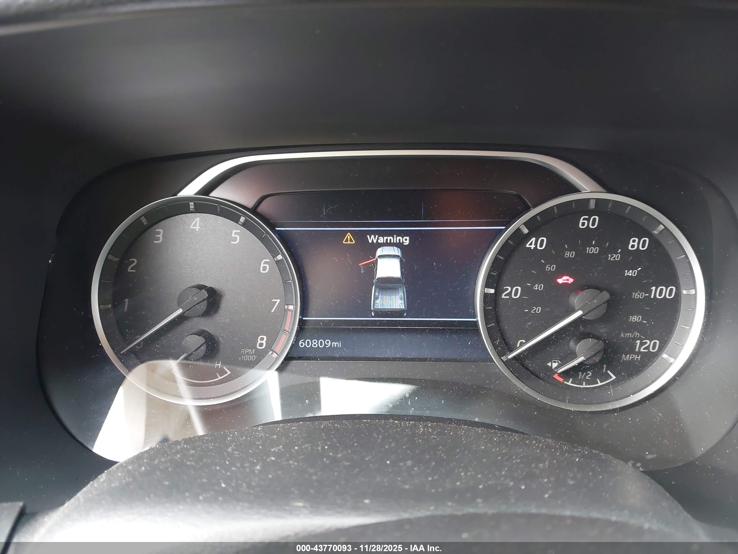 NISSAN FRONTIER image 7