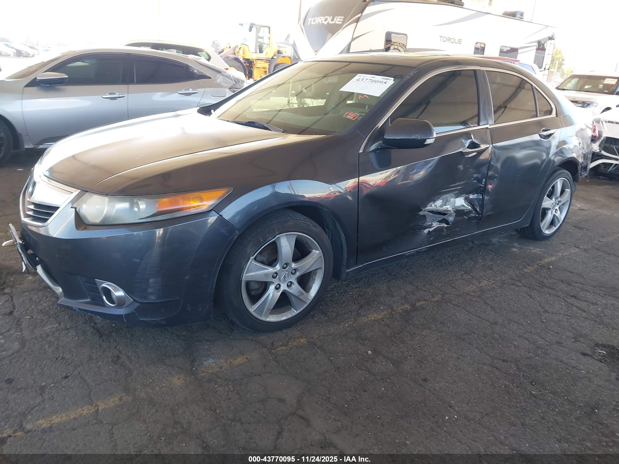 ACURA TSX image 2