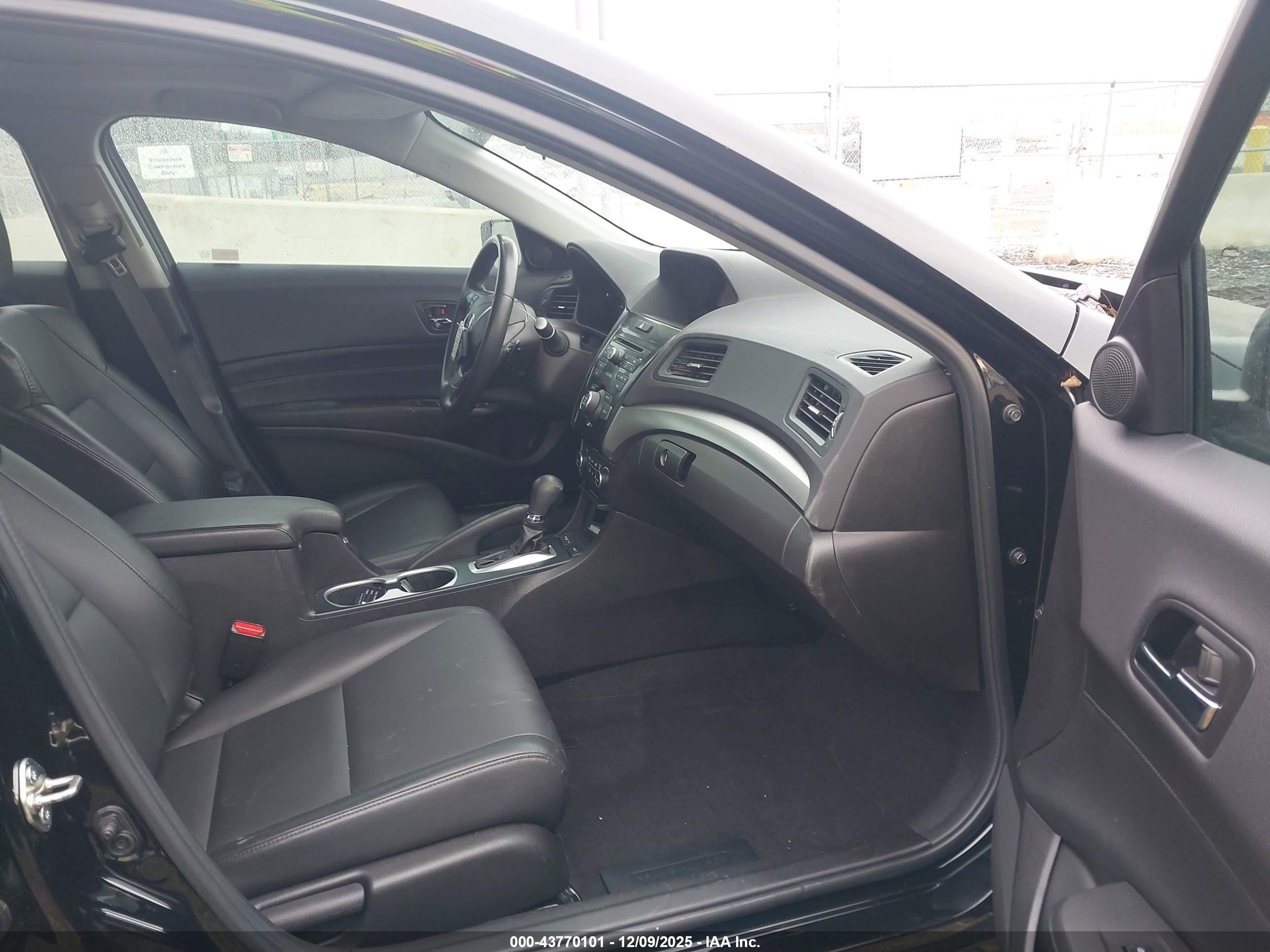 ACURA ILX image 5