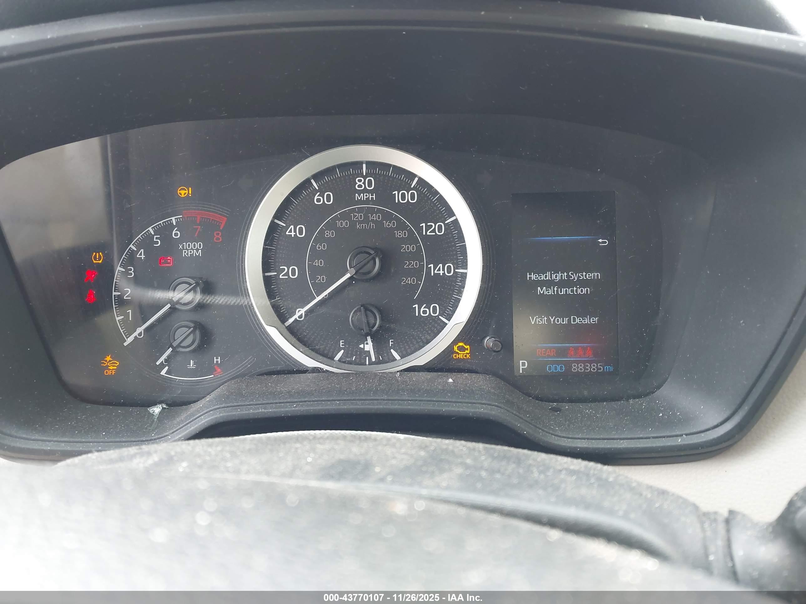 TOYOTA COROLLA image 7