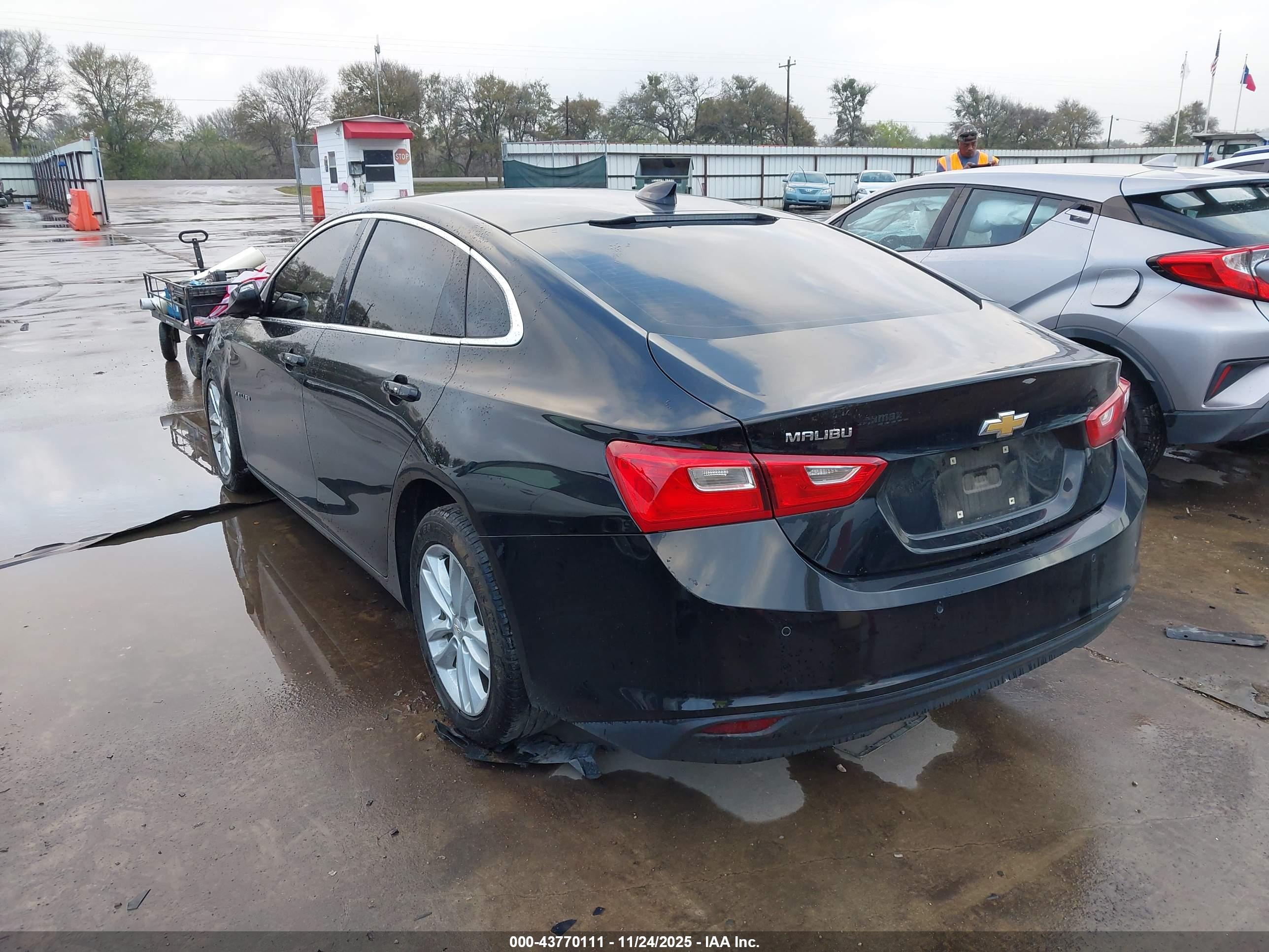CHEVROLET MALIBU image 3