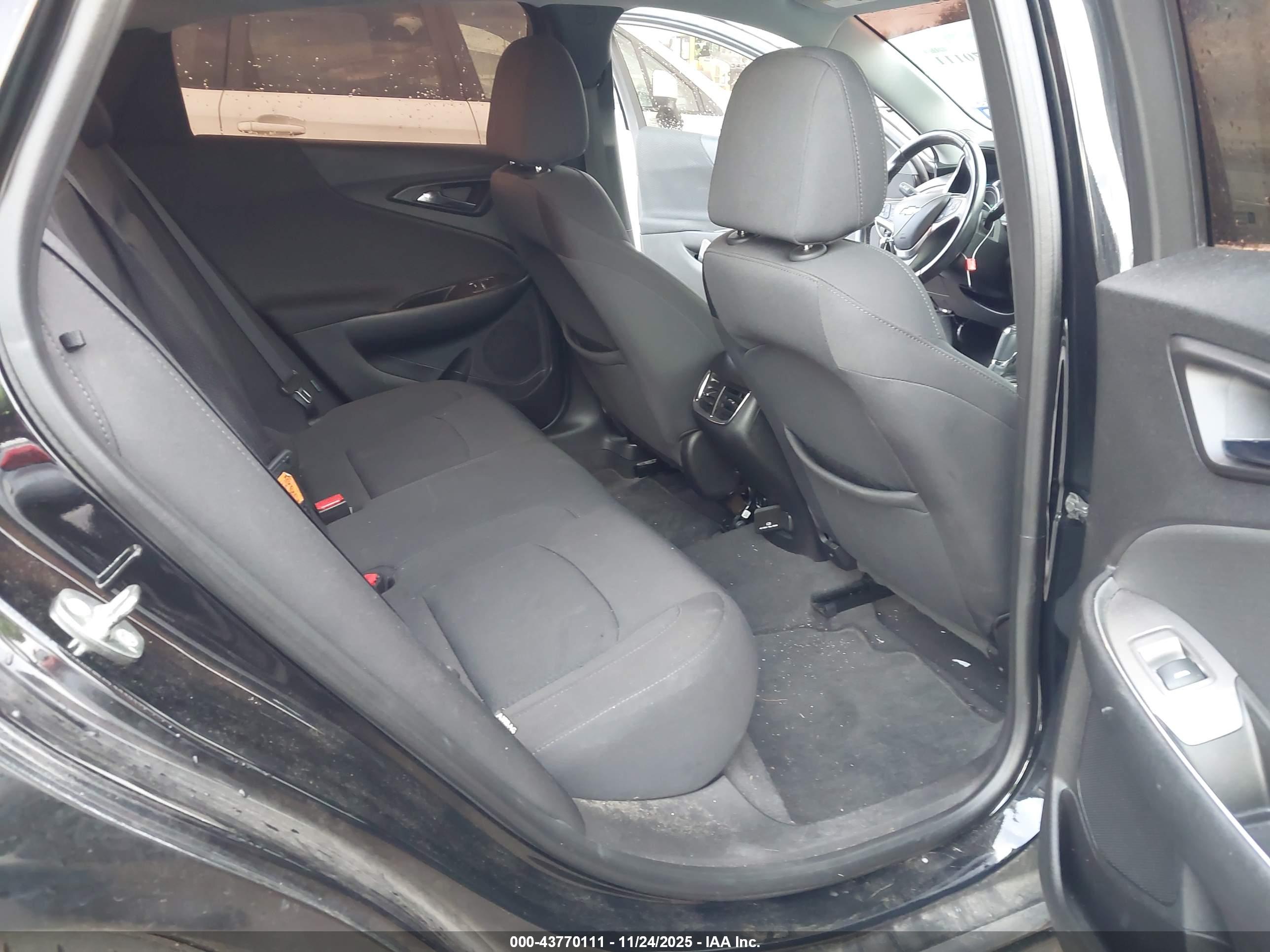 CHEVROLET MALIBU image 8