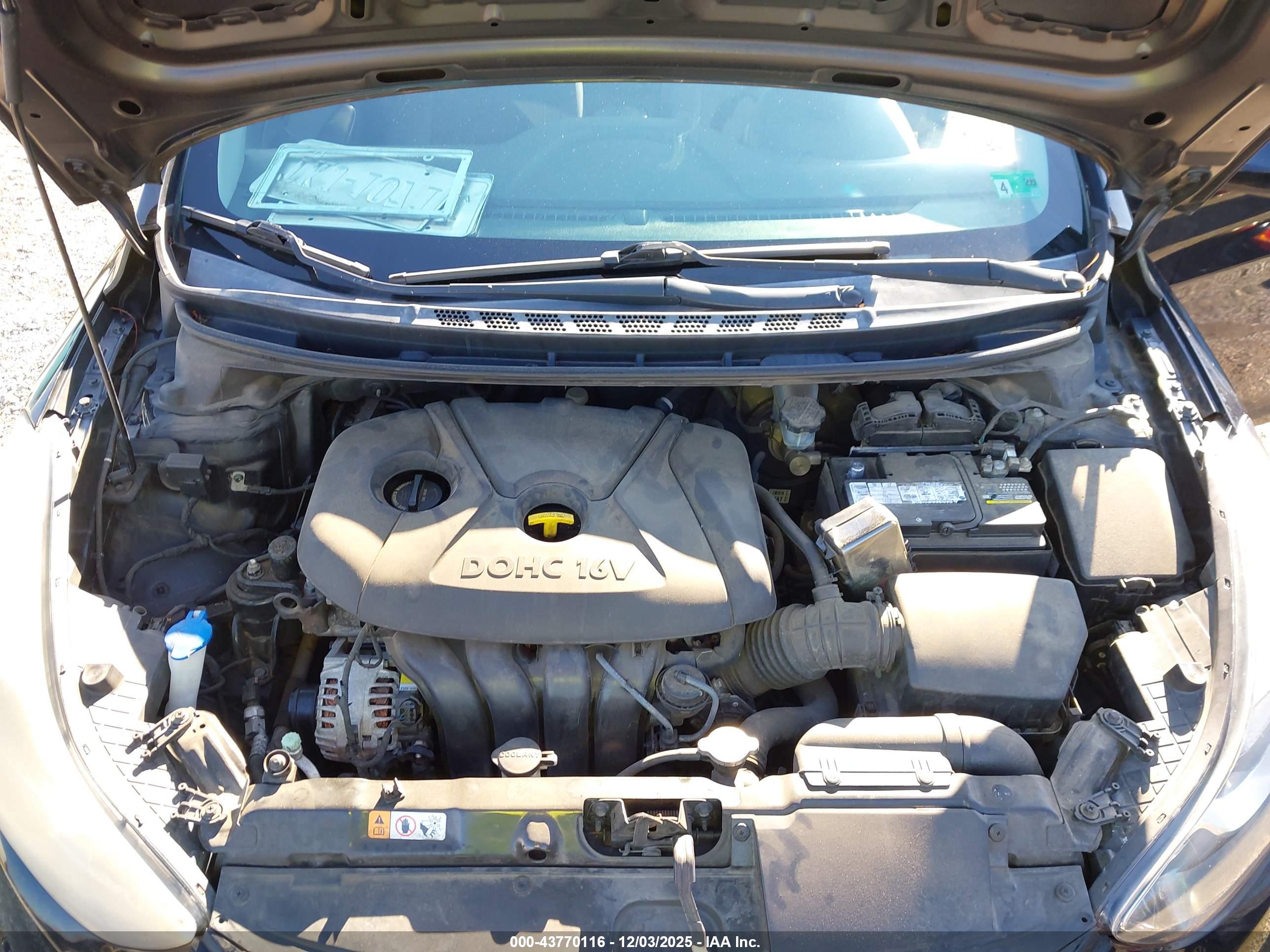 HYUNDAI ELANTRA image 10