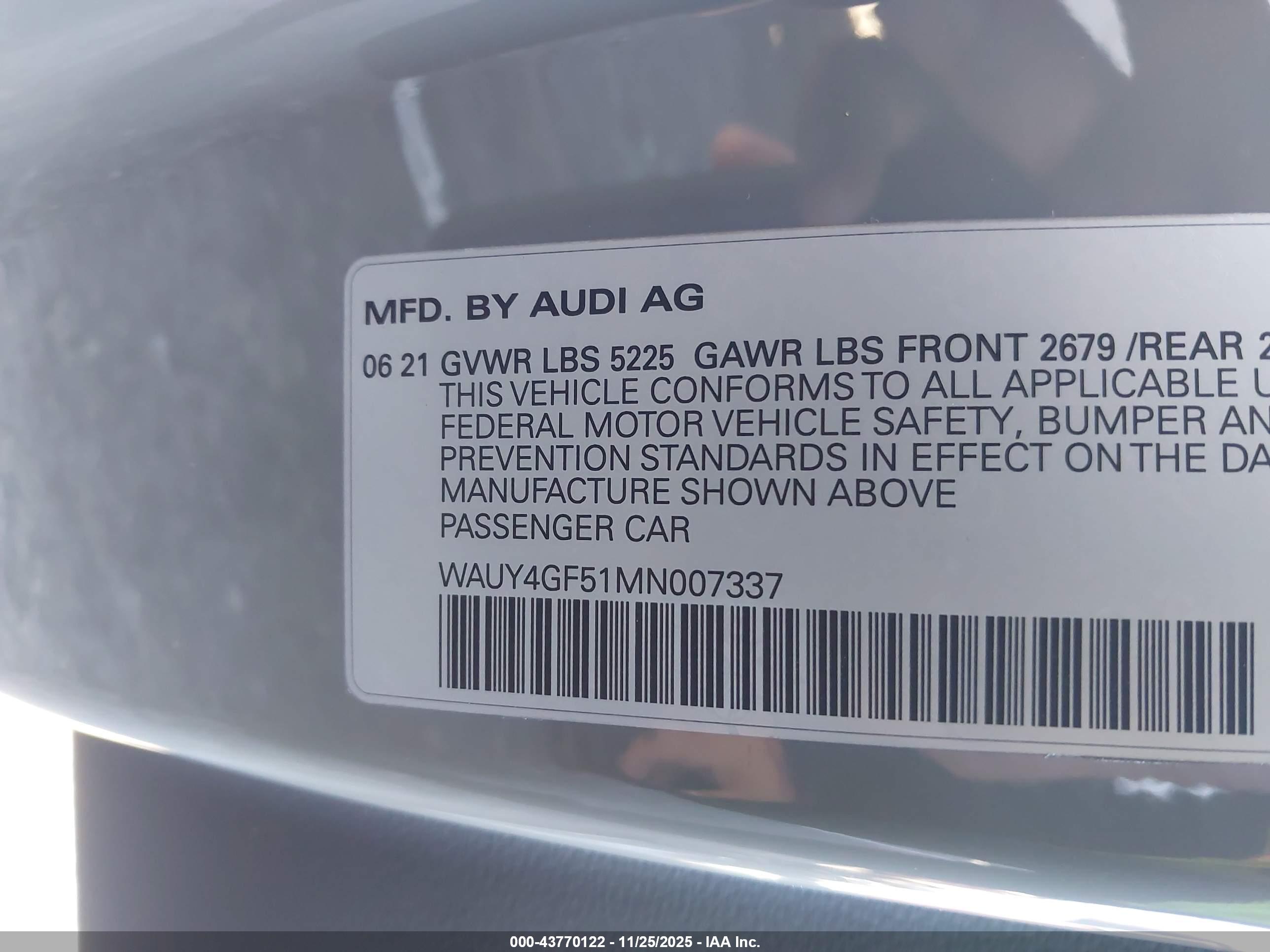 AUDI S5 image 9