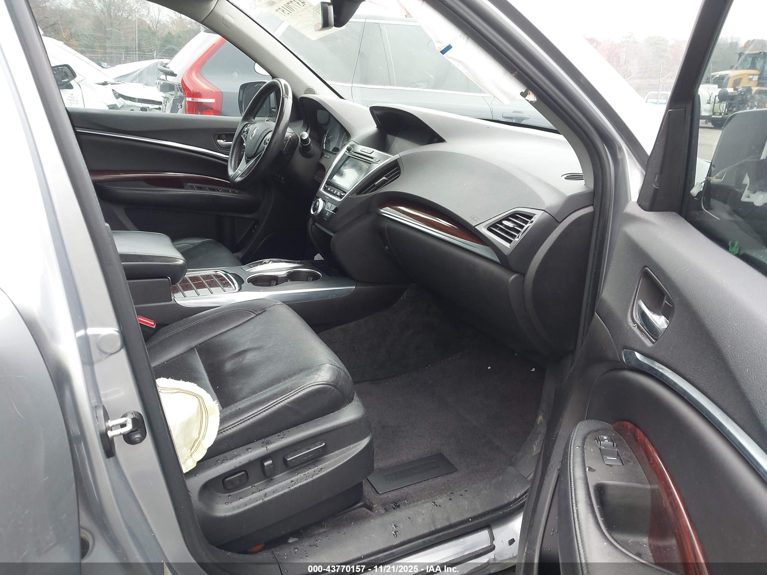 ACURA MDX image 5