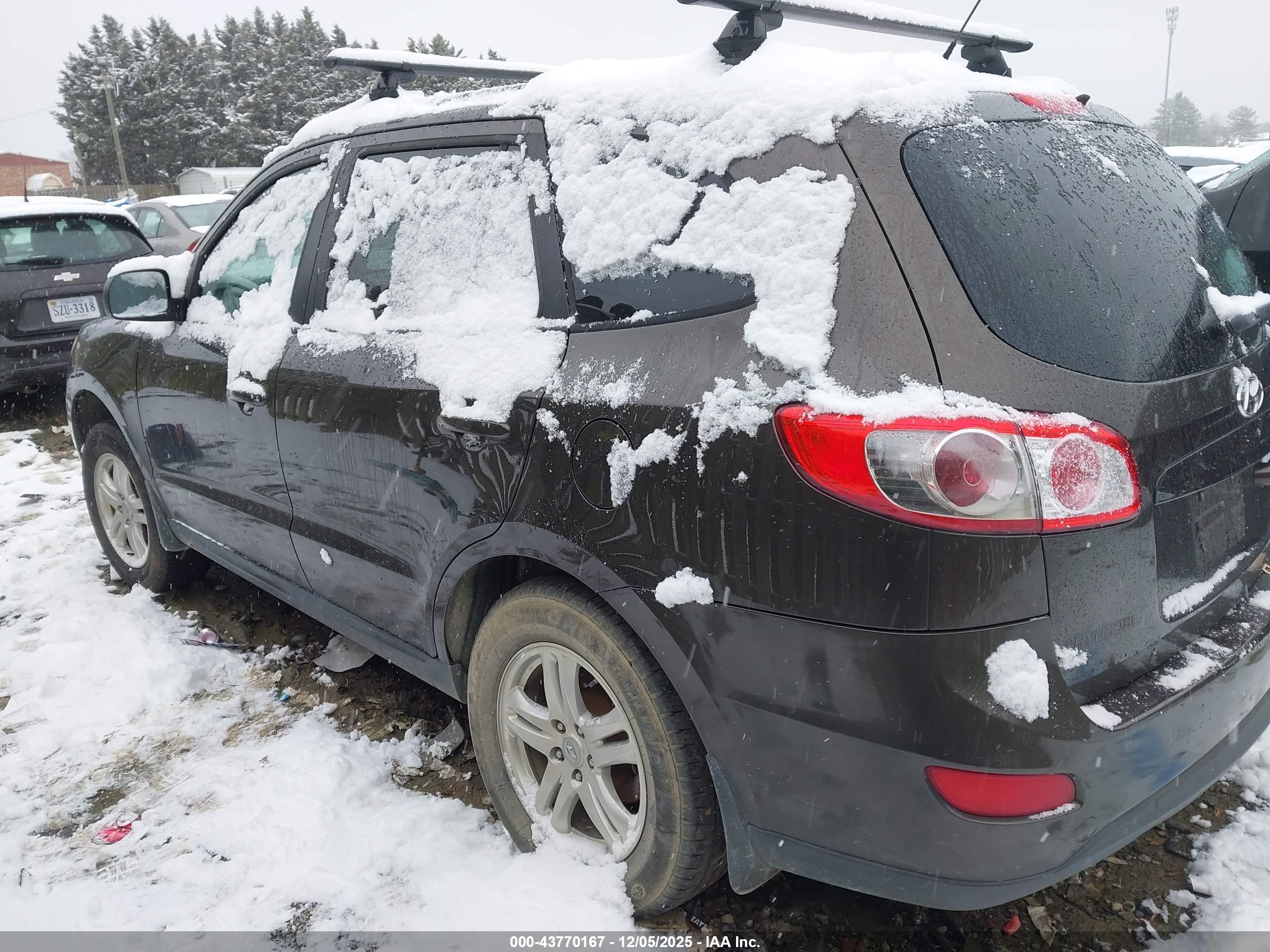 HYUNDAI SANTA image 3