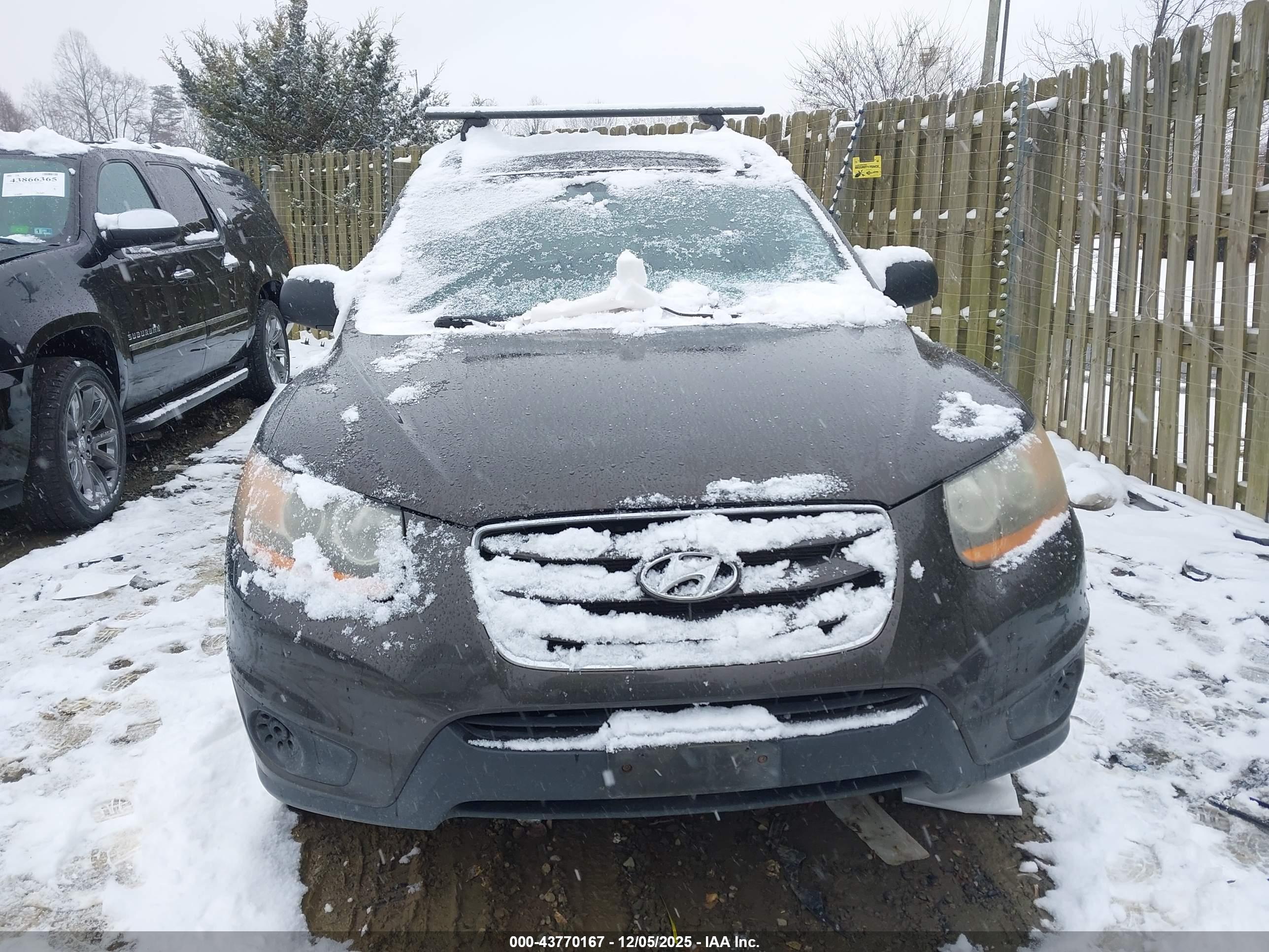 HYUNDAI SANTA image 6