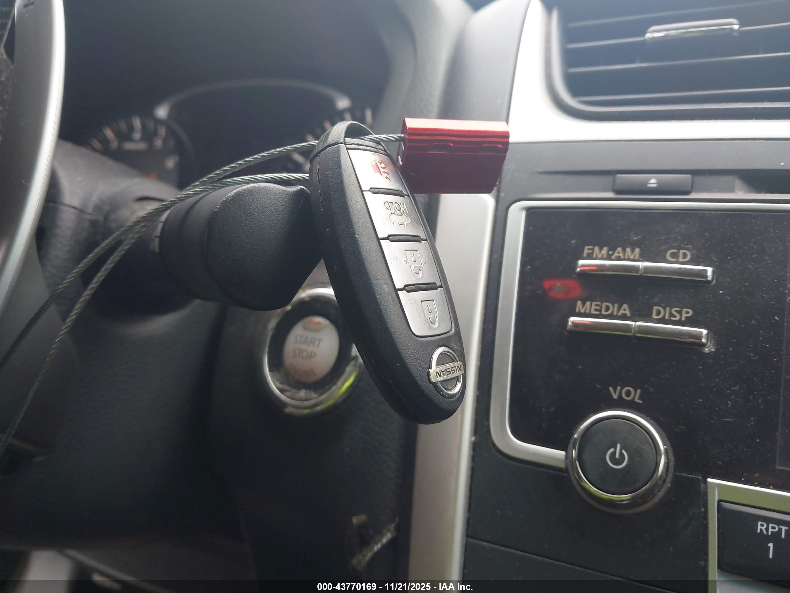 NISSAN ALTIMA image 11