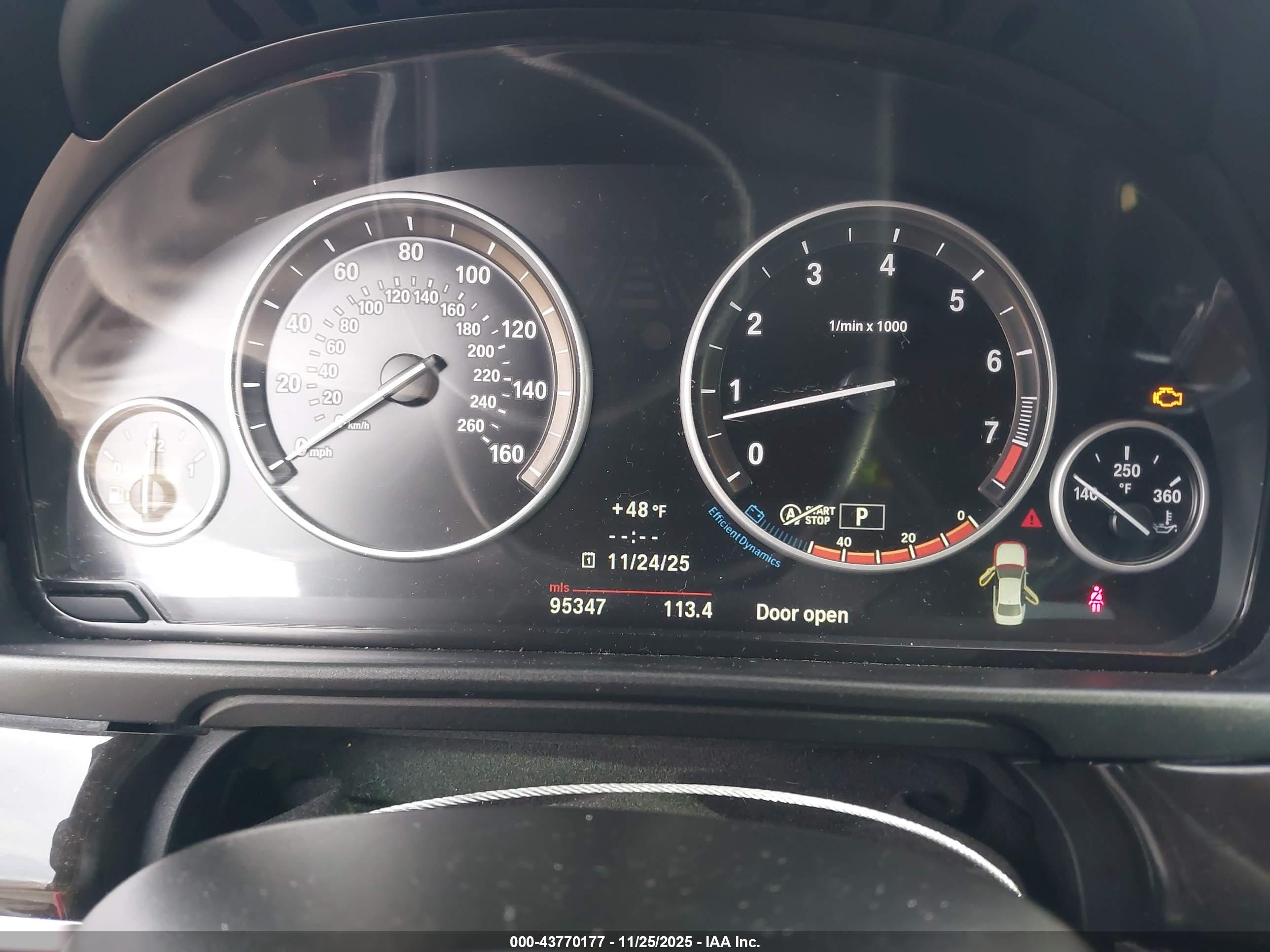 BMW 528I image 7