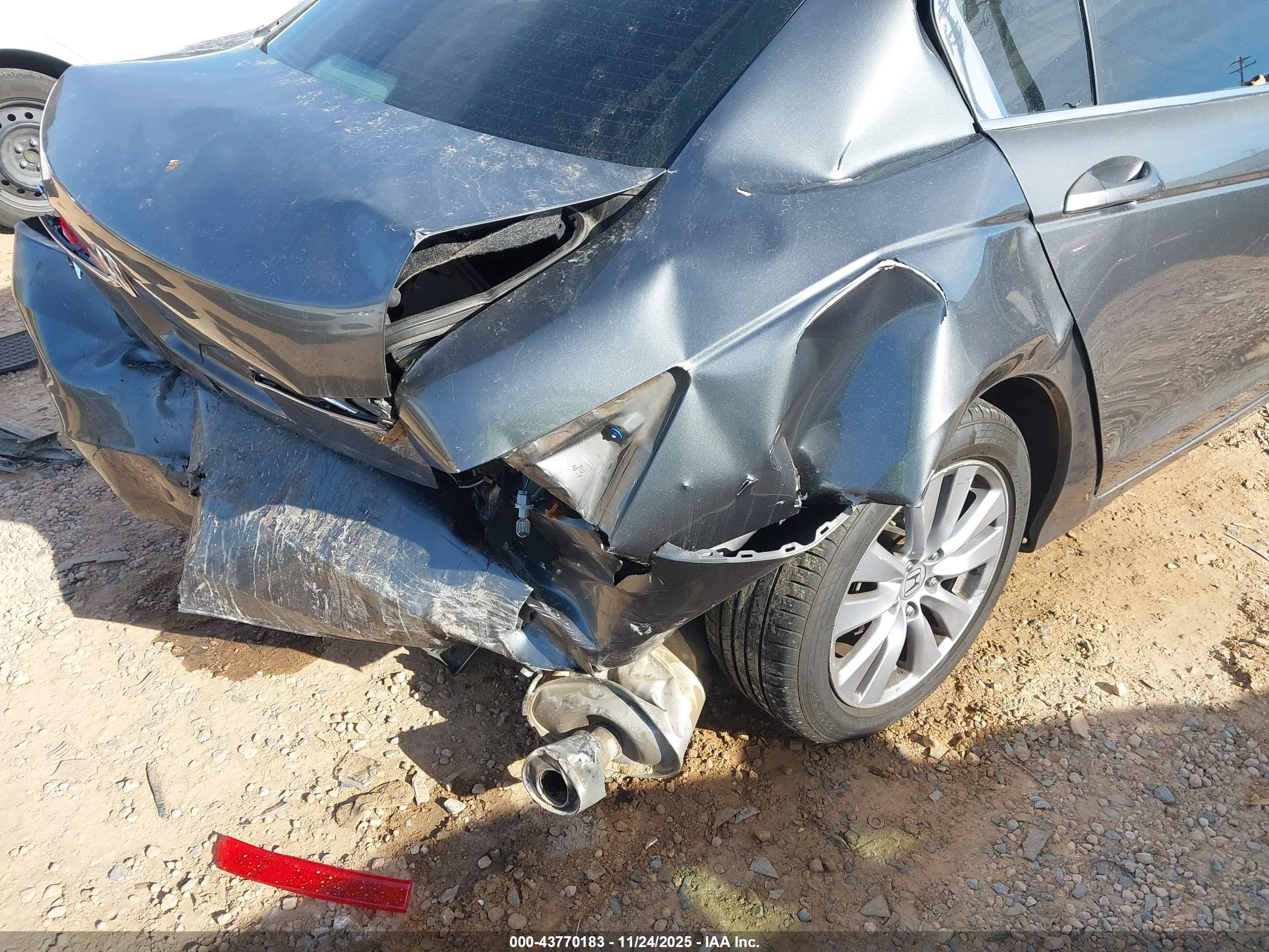 HONDA ACCORD image 6