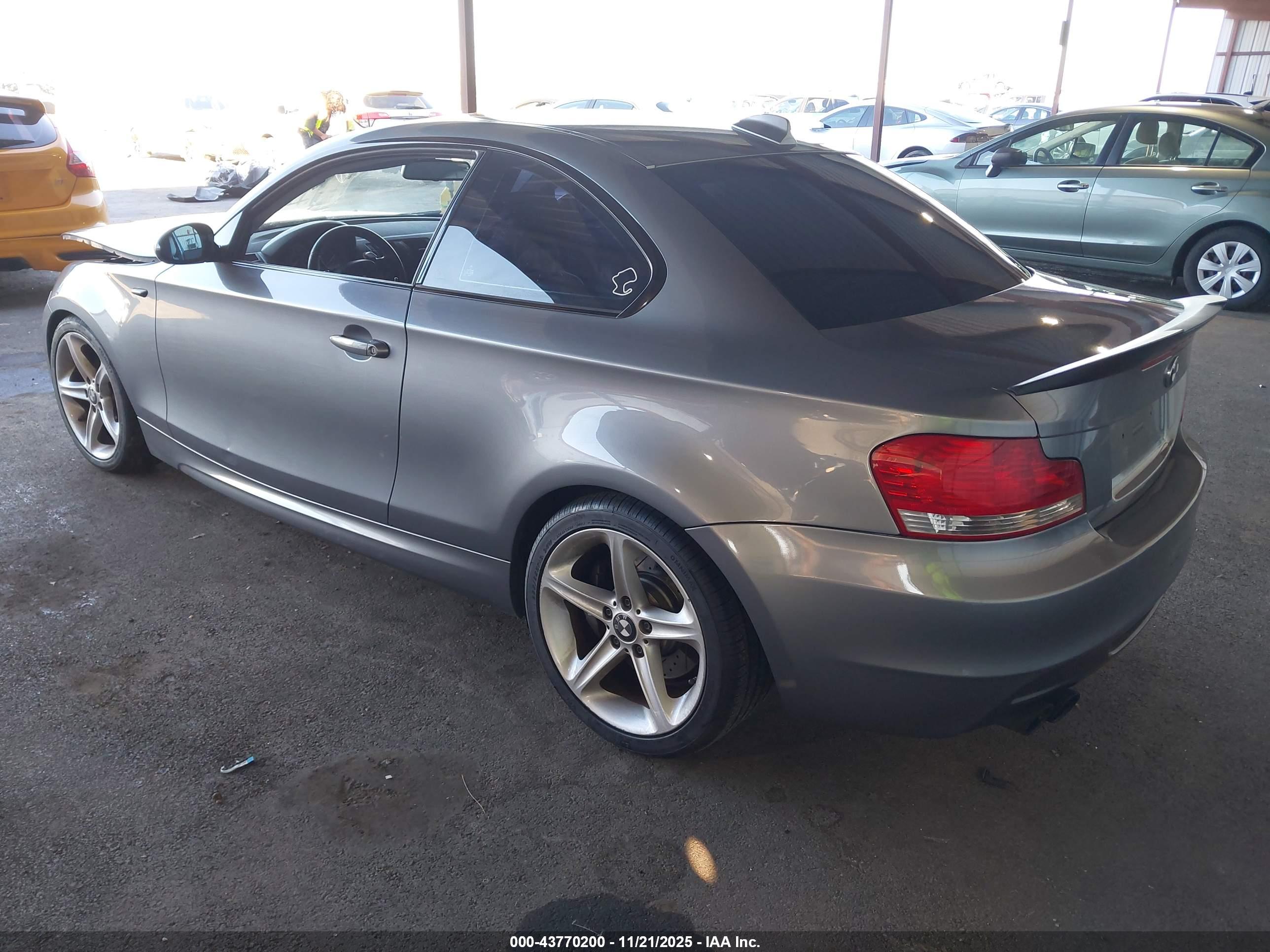 BMW 135I image 3