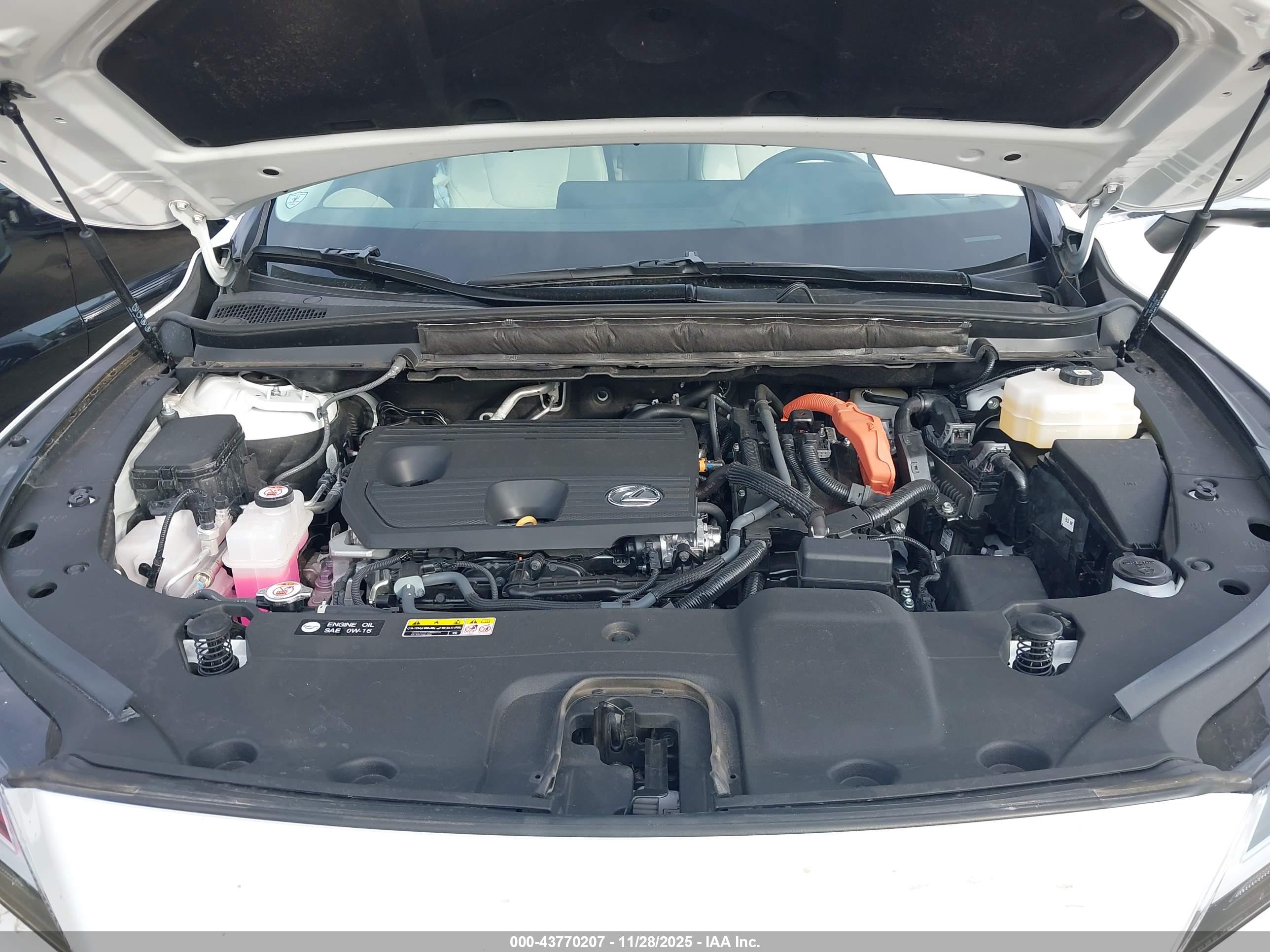 LEXUS RX image 10