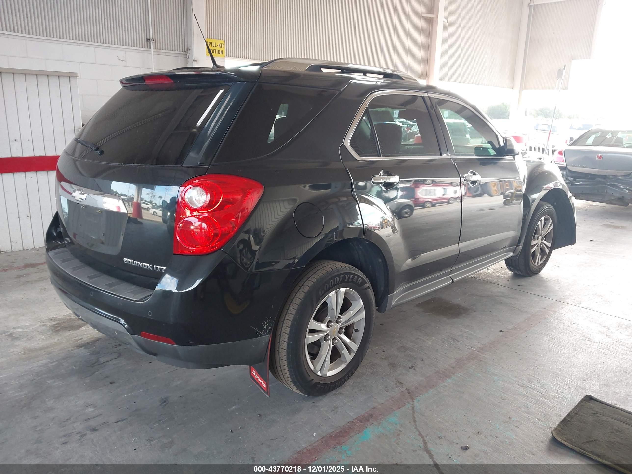 CHEVROLET EQUINOX image 4