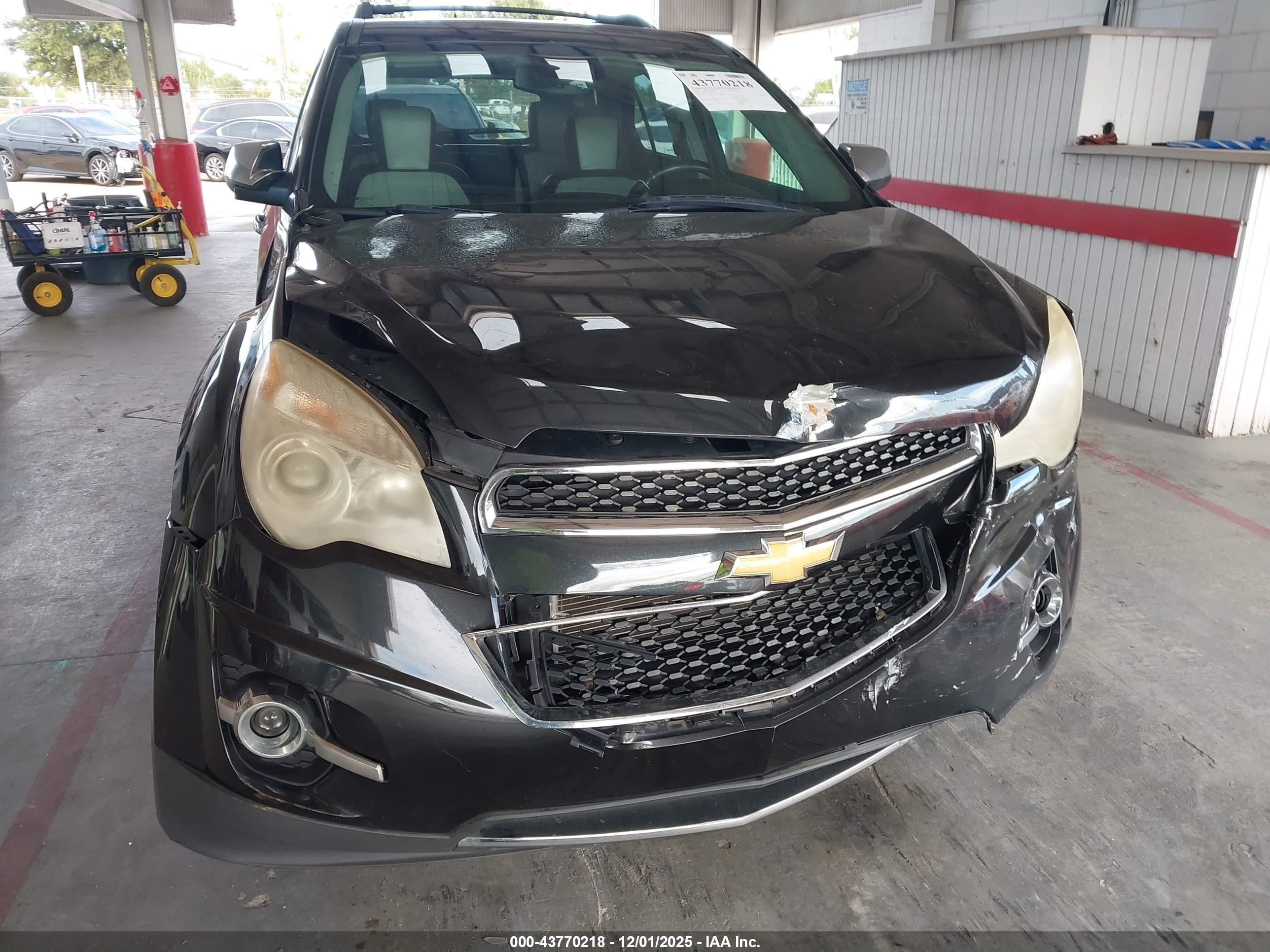CHEVROLET EQUINOX image 6