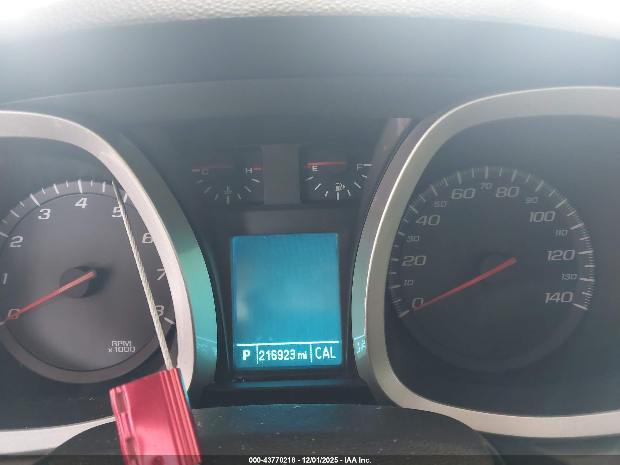 CHEVROLET EQUINOX image 7