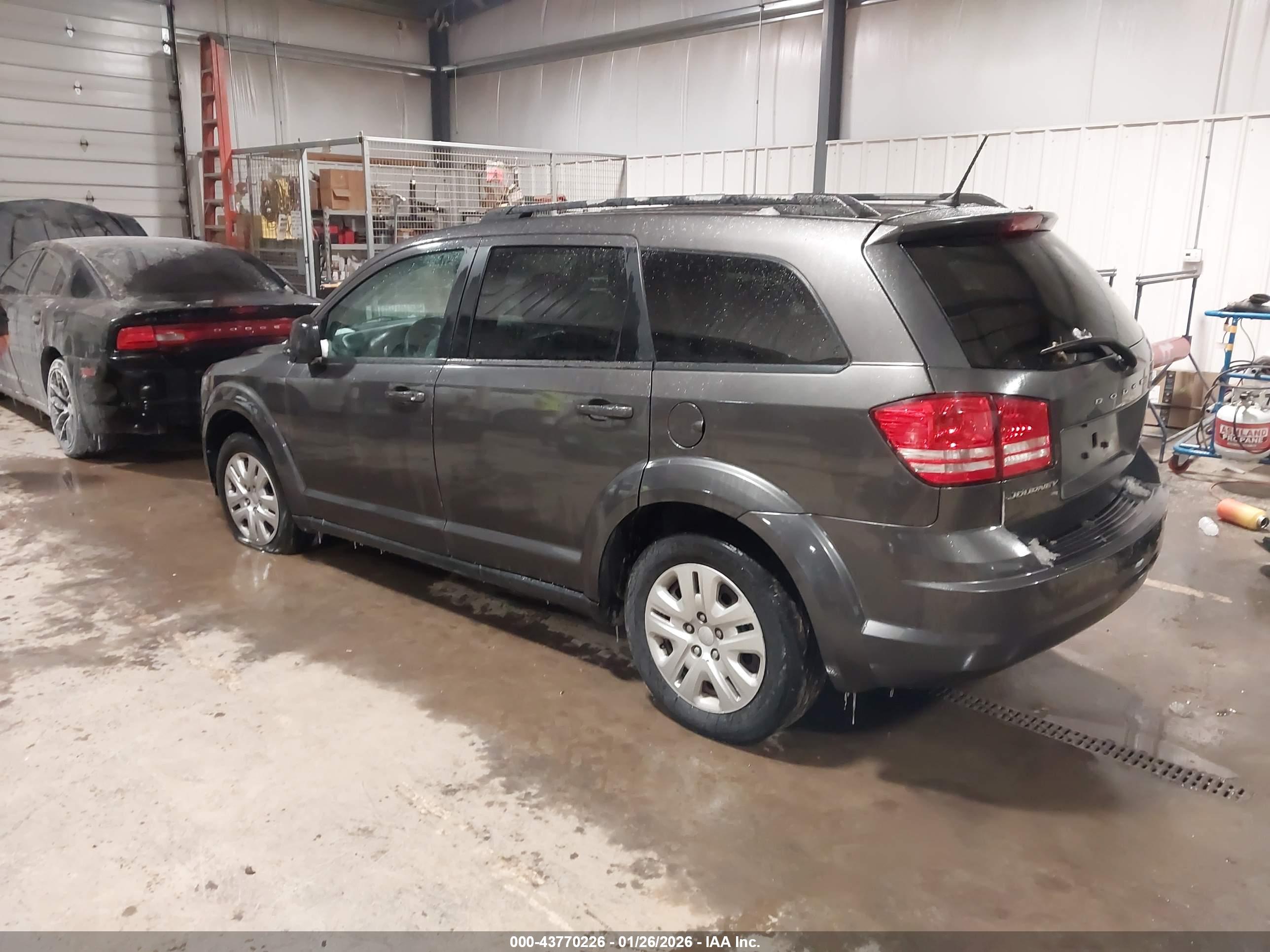 DODGE JOURNEY image 3