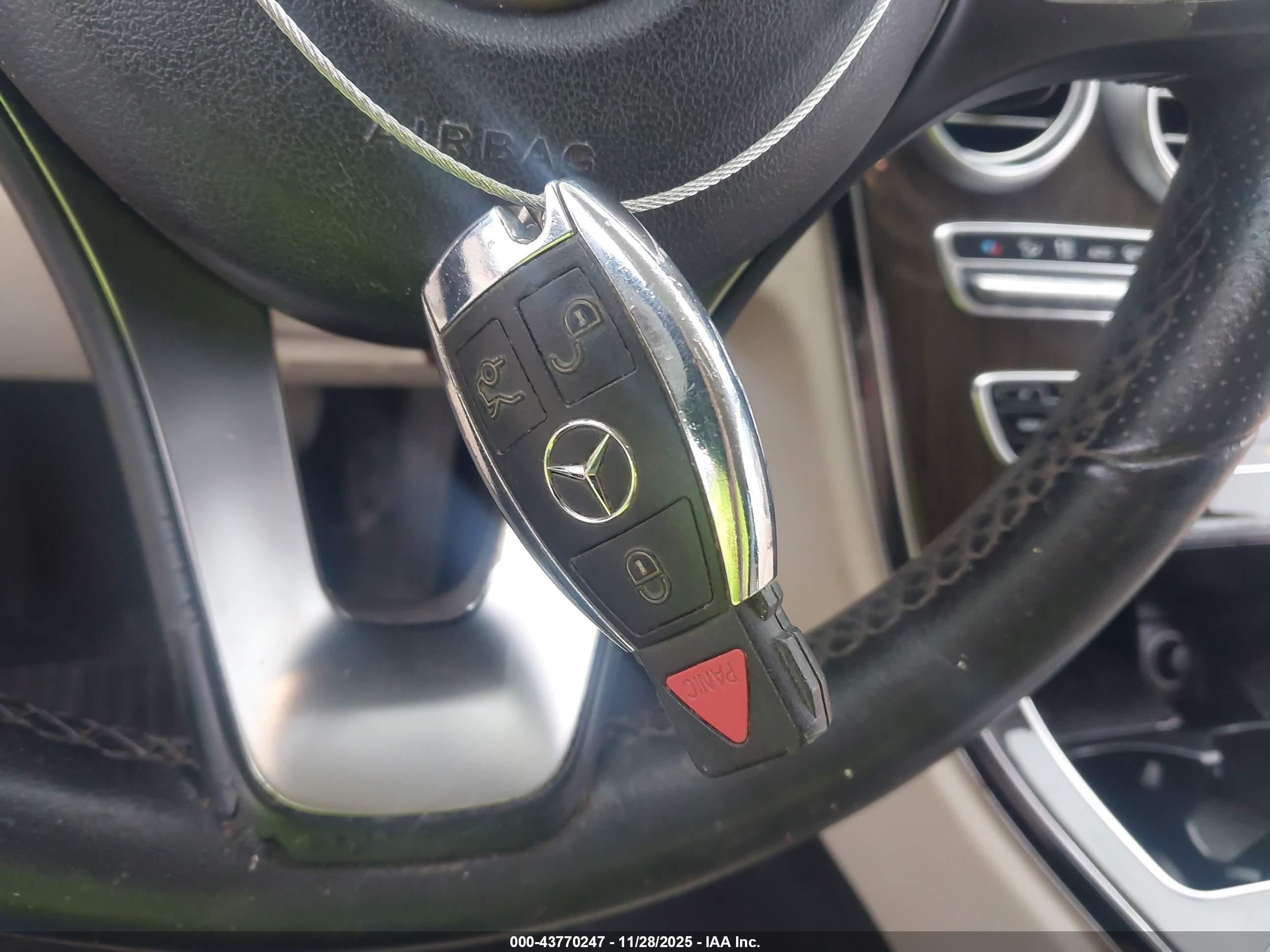 MERCEDES-BENZ C image 11