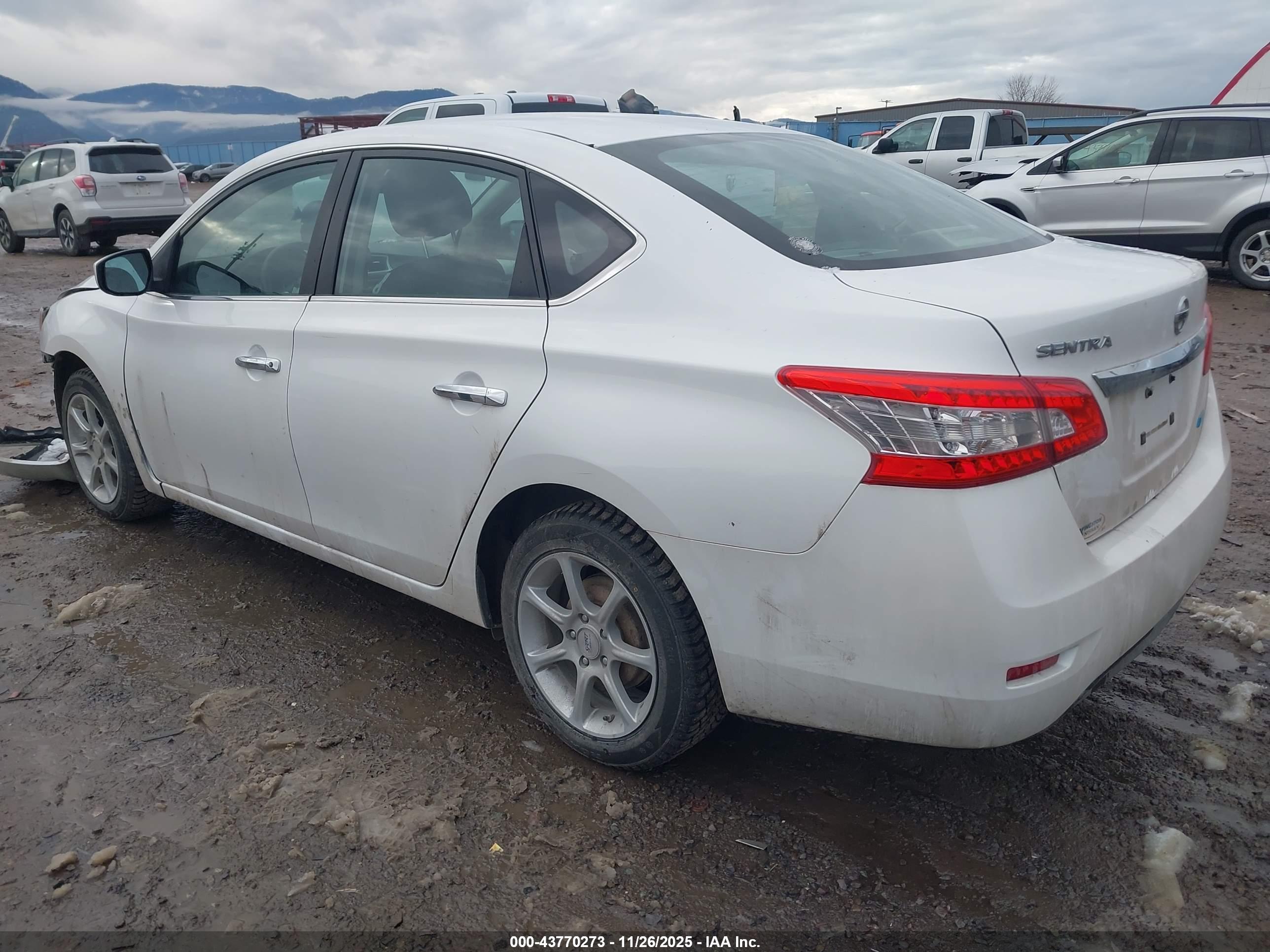 NISSAN SENTRA image 3