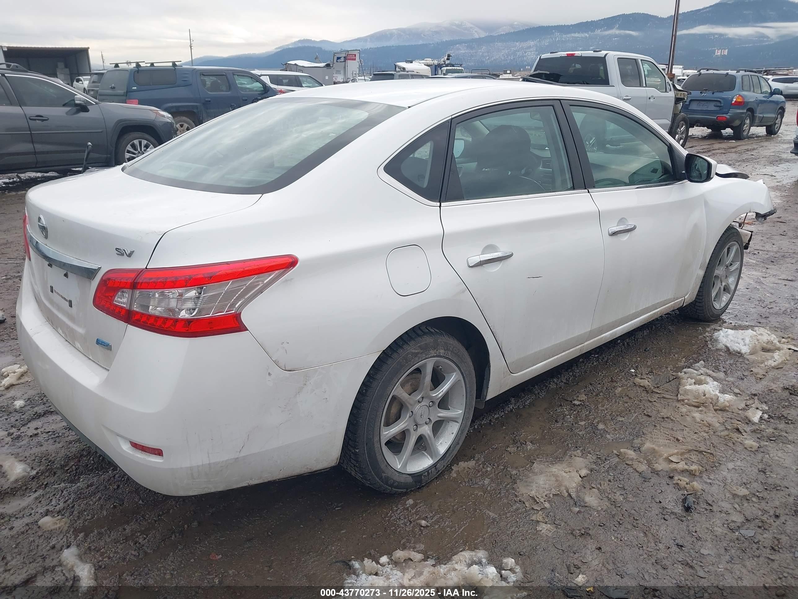 NISSAN SENTRA image 4