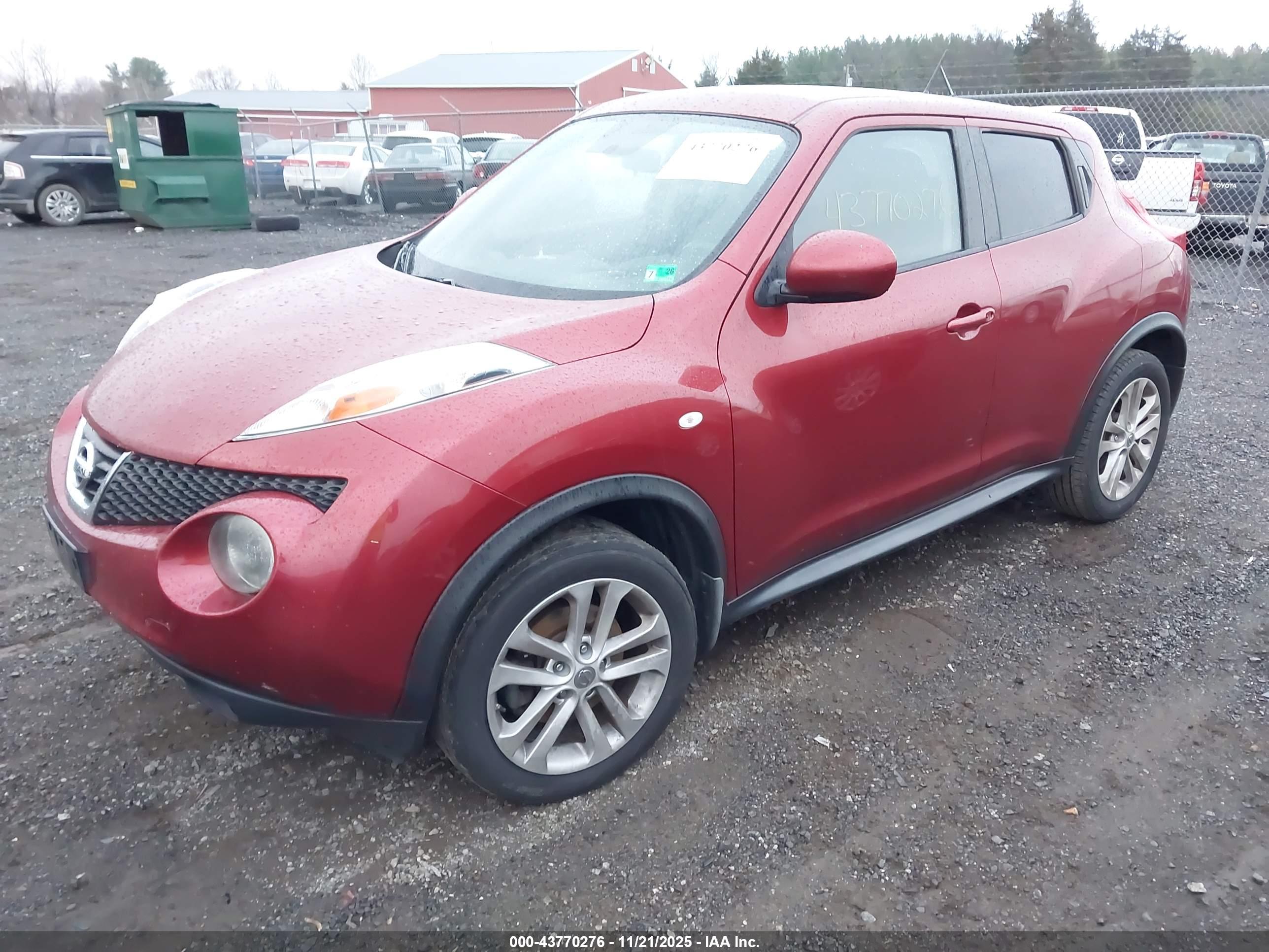 NISSAN JUKE image 2