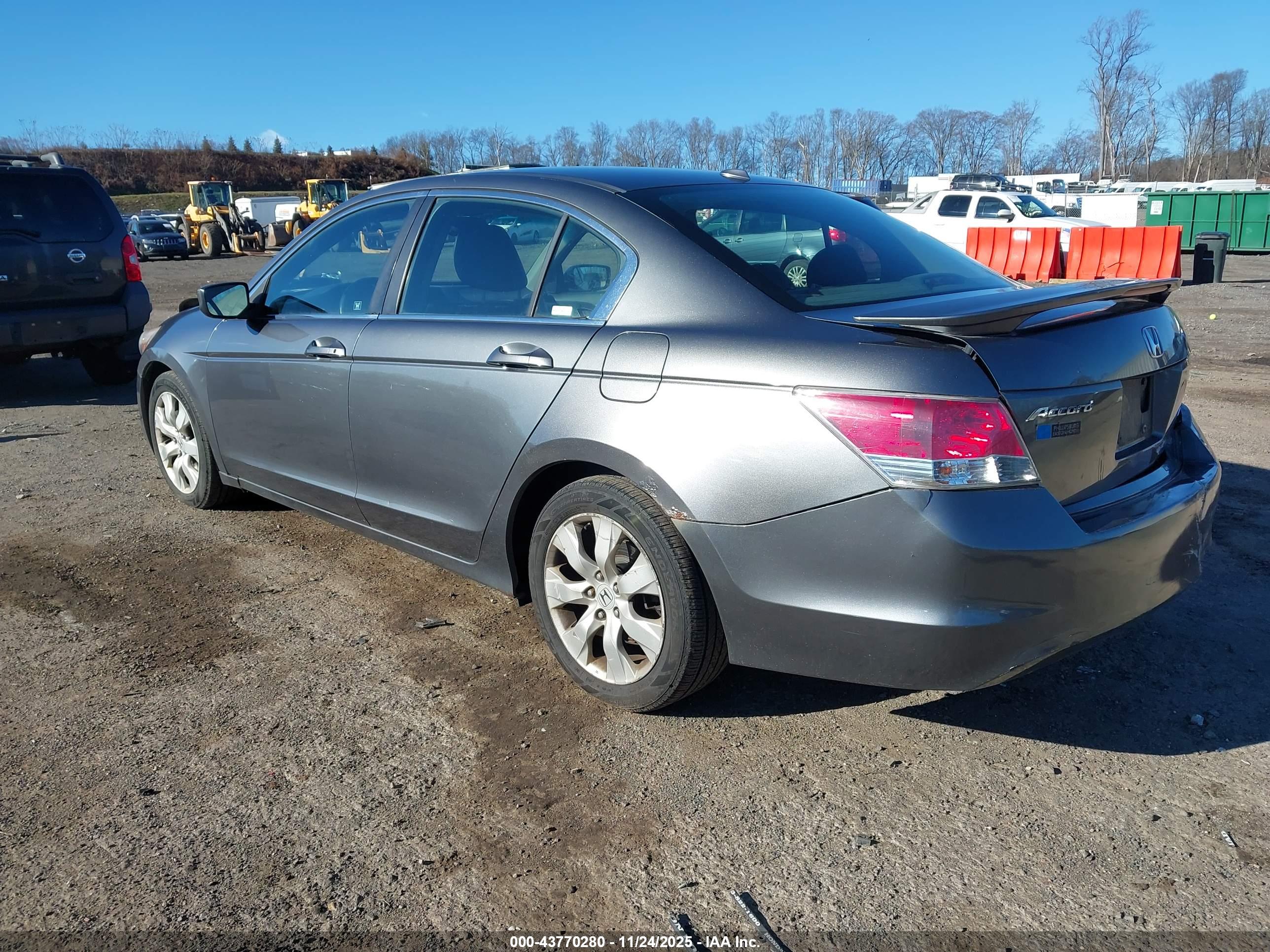HONDA ACCORD image 3