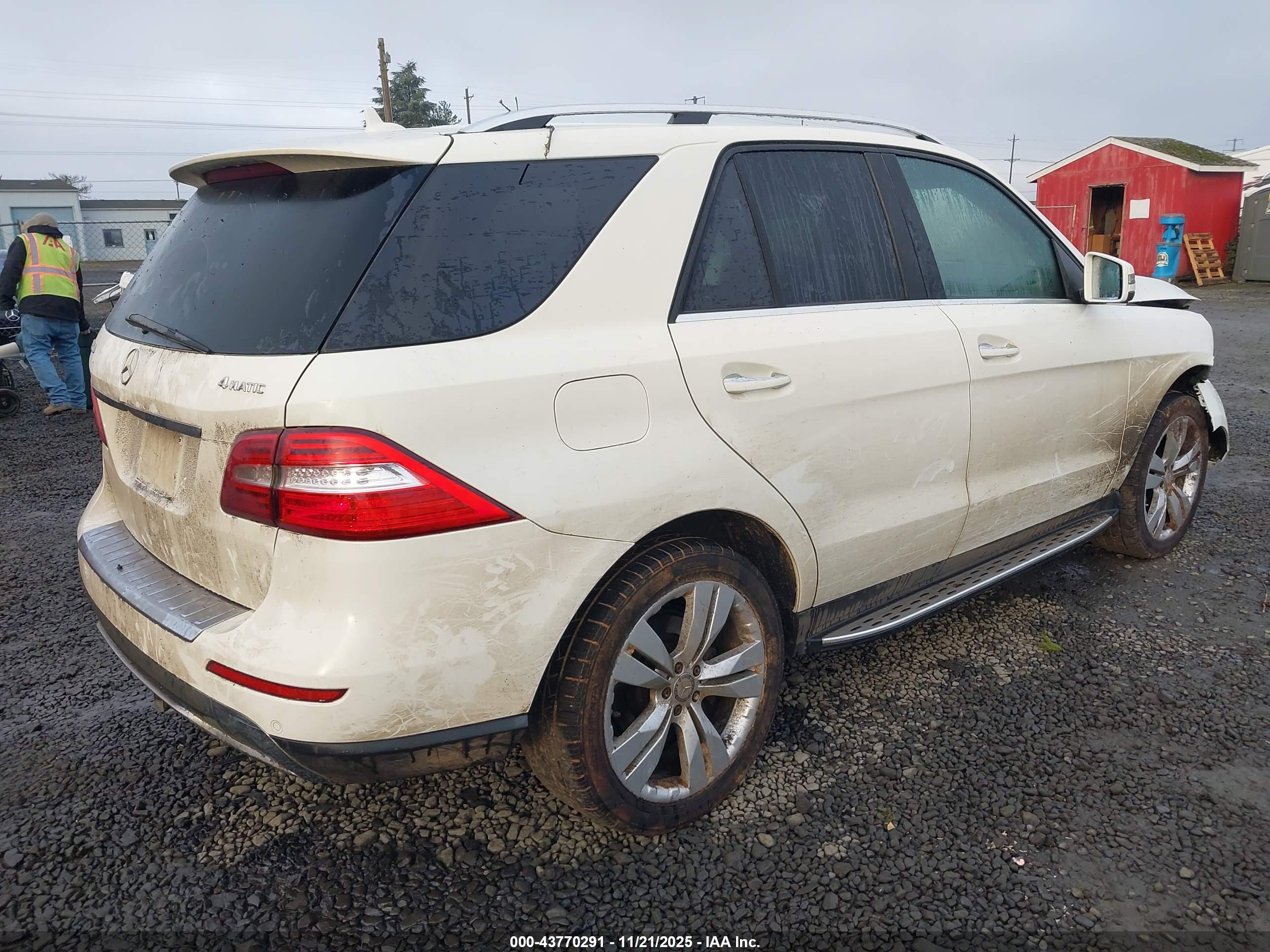 MERCEDES-BENZ ML image 4