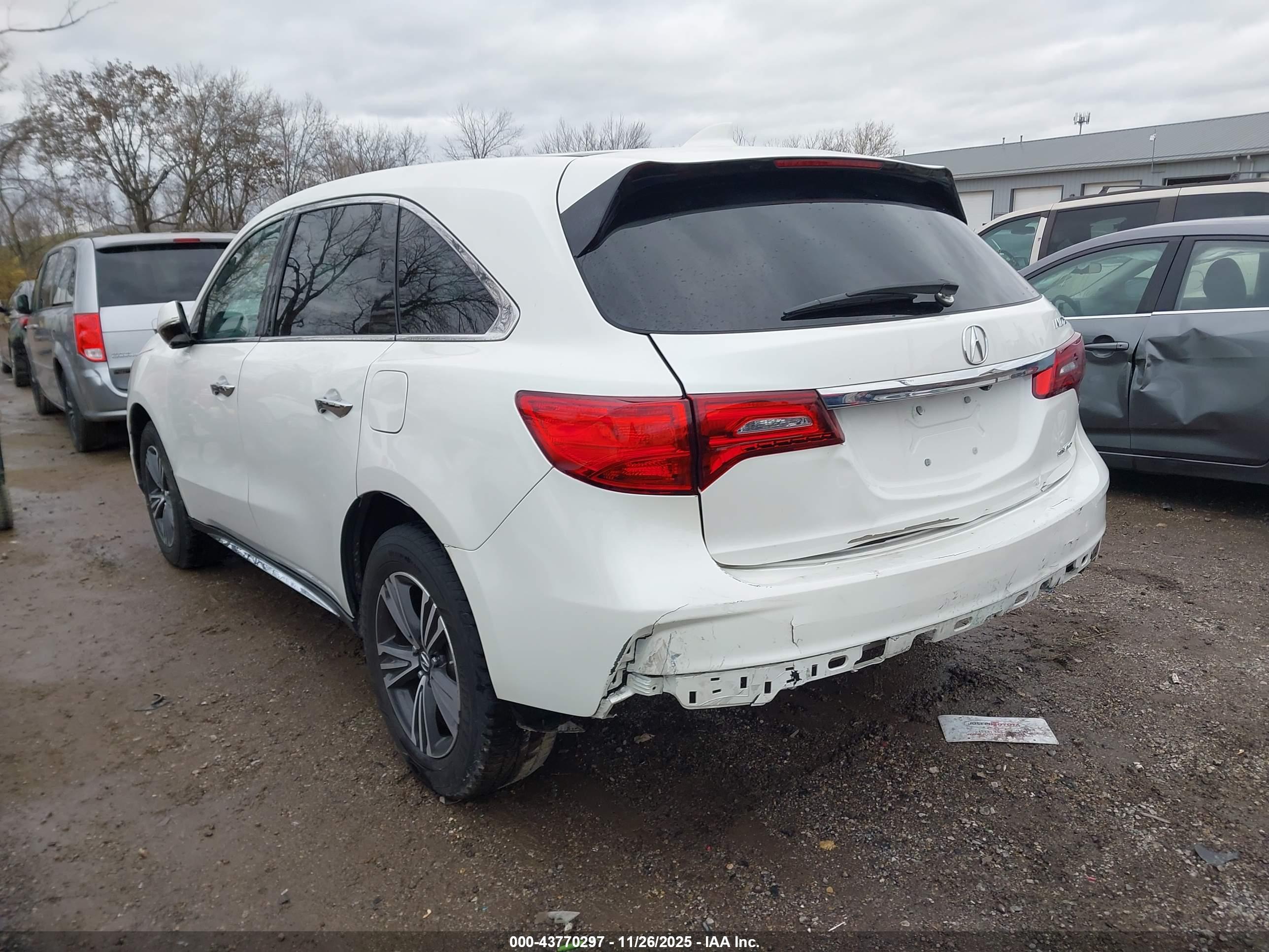 ACURA MDX image 3