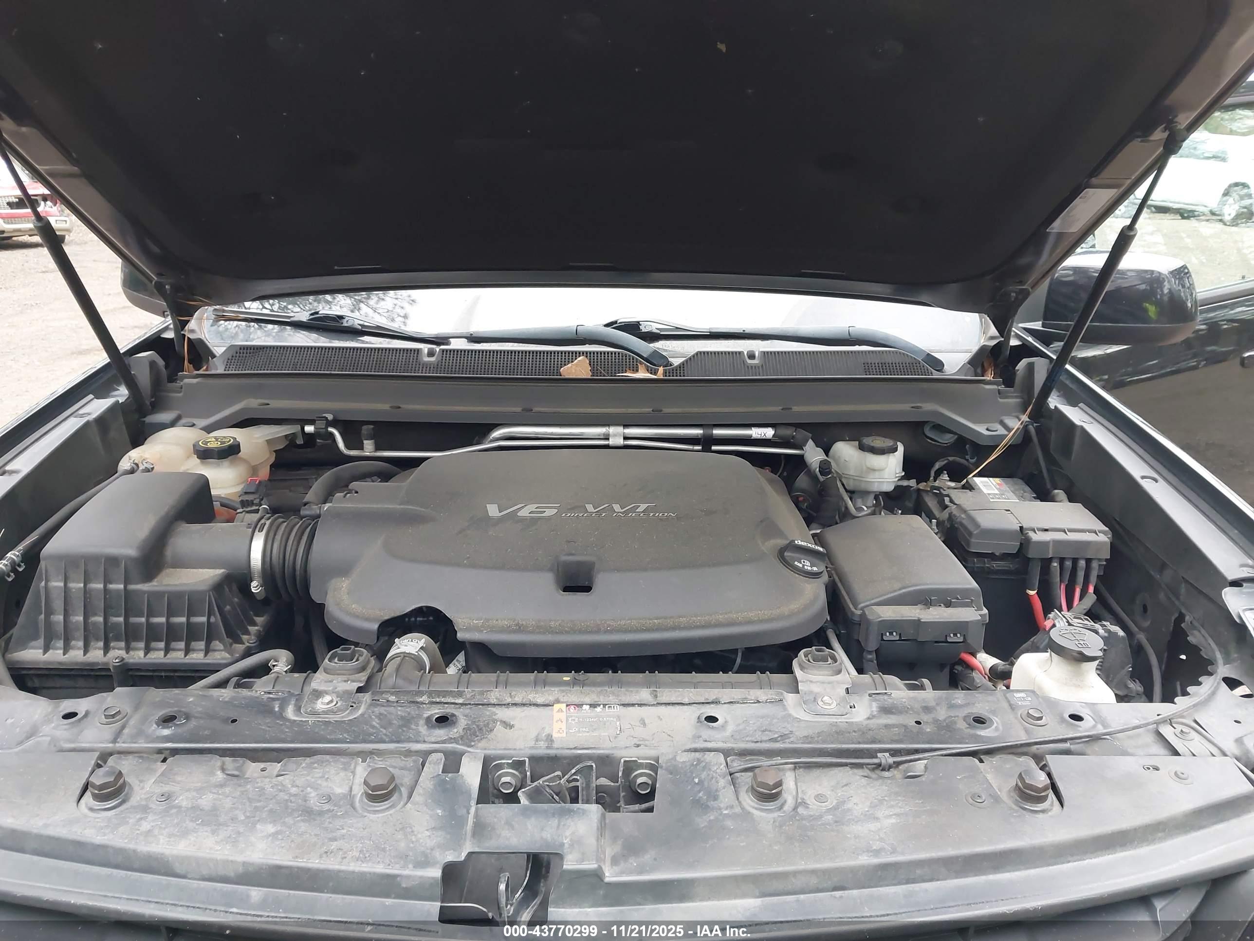 CHEVROLET COLORADO image 10
