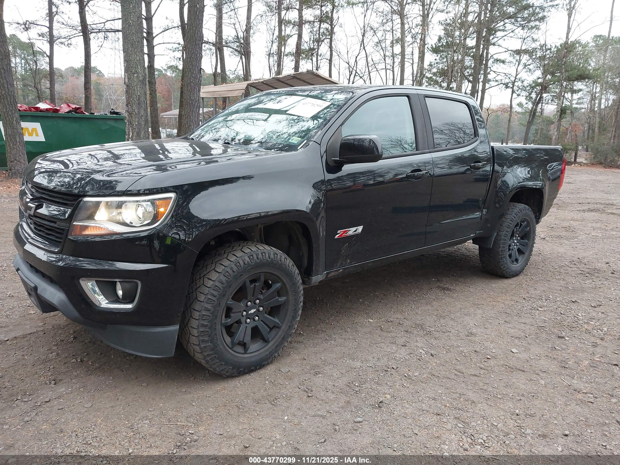 CHEVROLET COLORADO image 2