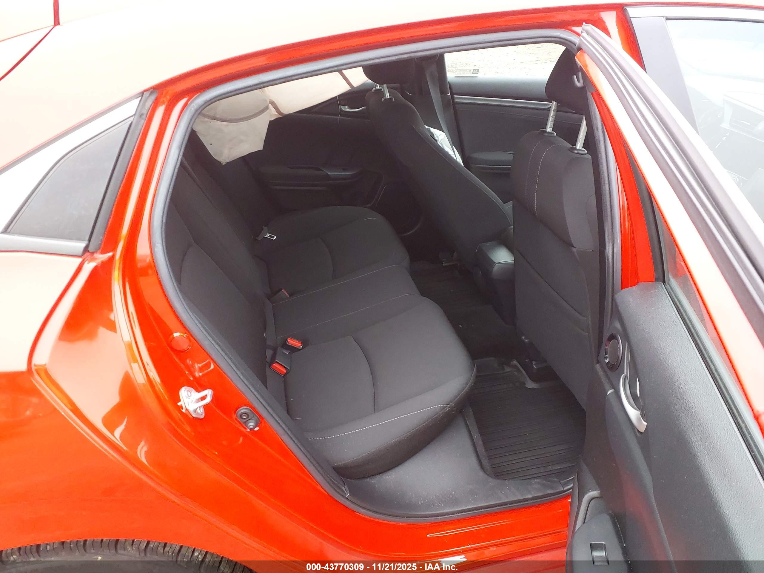 HONDA CIVIC image 8