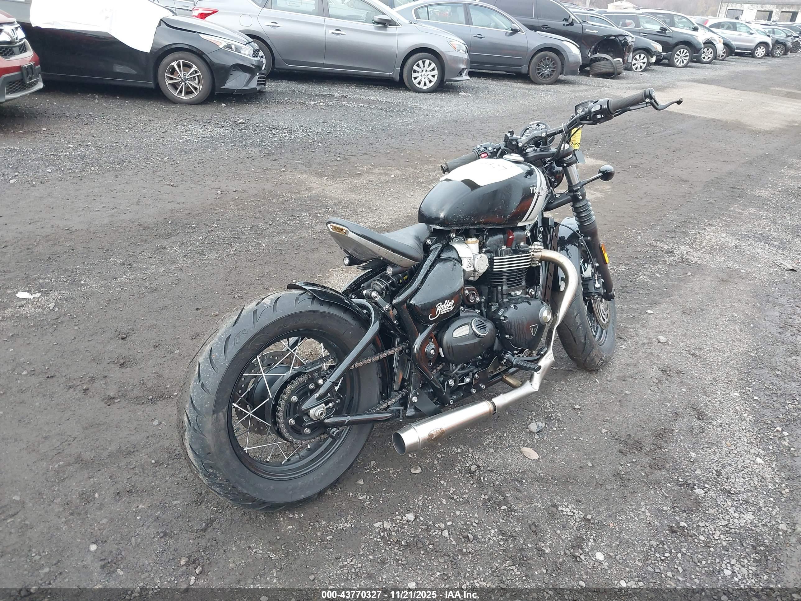 TRIUMPH MOTORCYCLE image 4