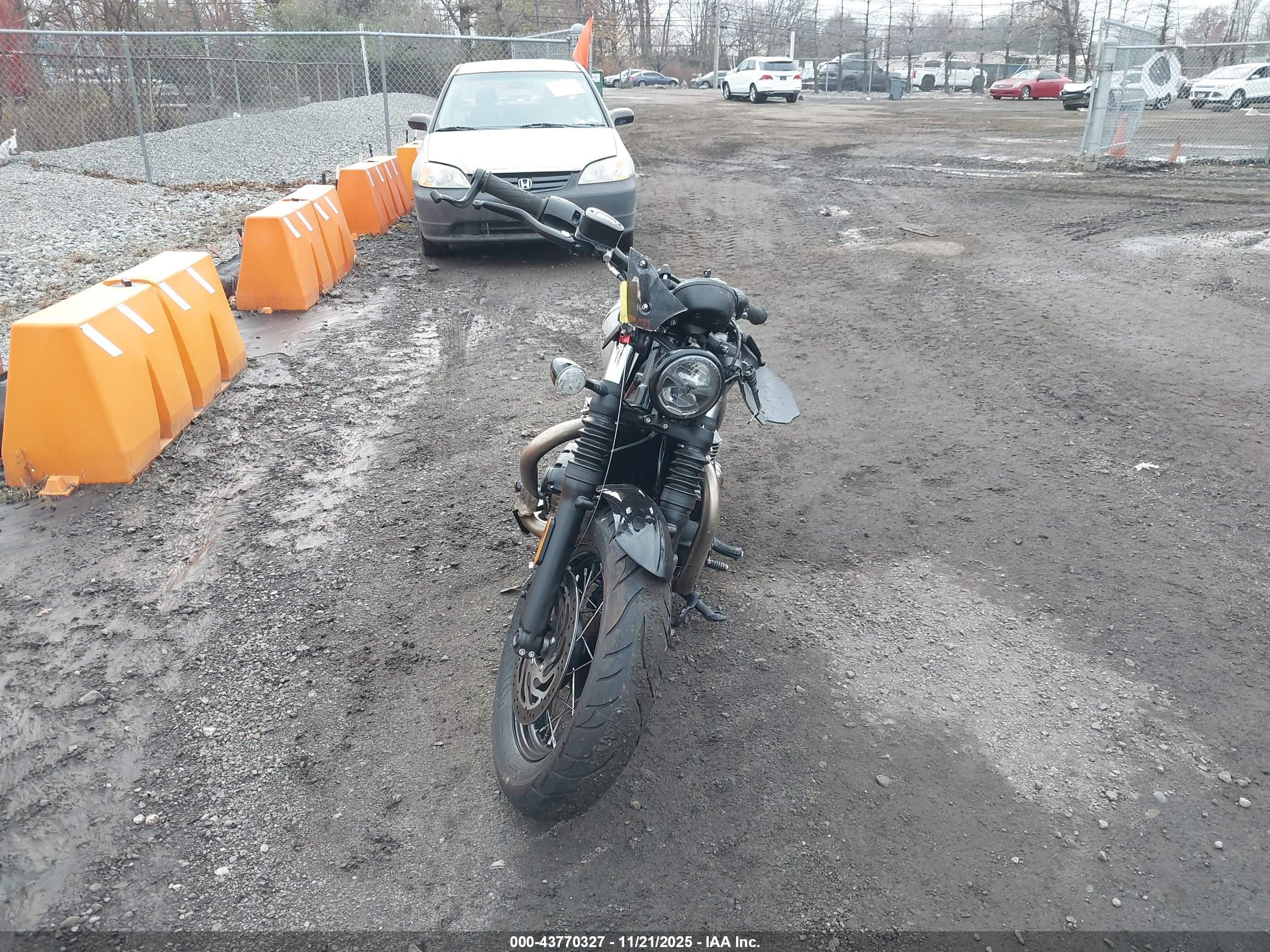 TRIUMPH MOTORCYCLE image 5