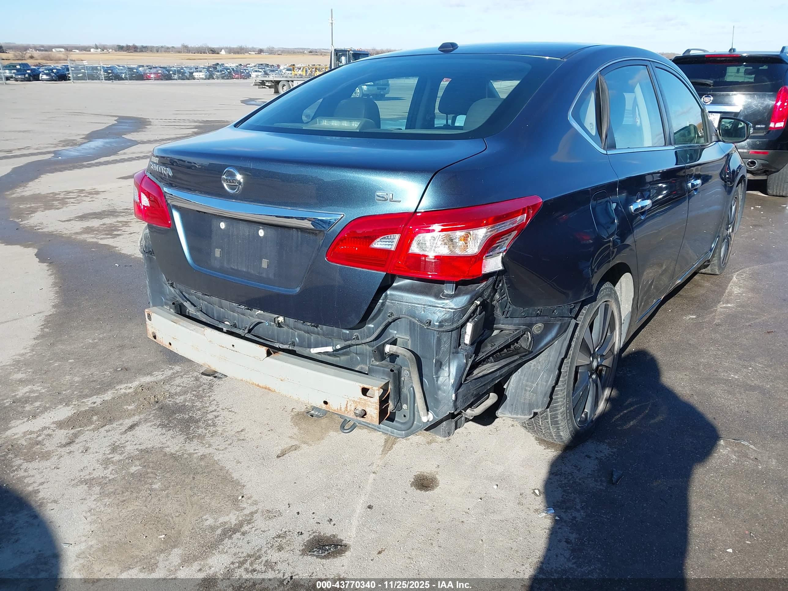 NISSAN SENTRA image 6