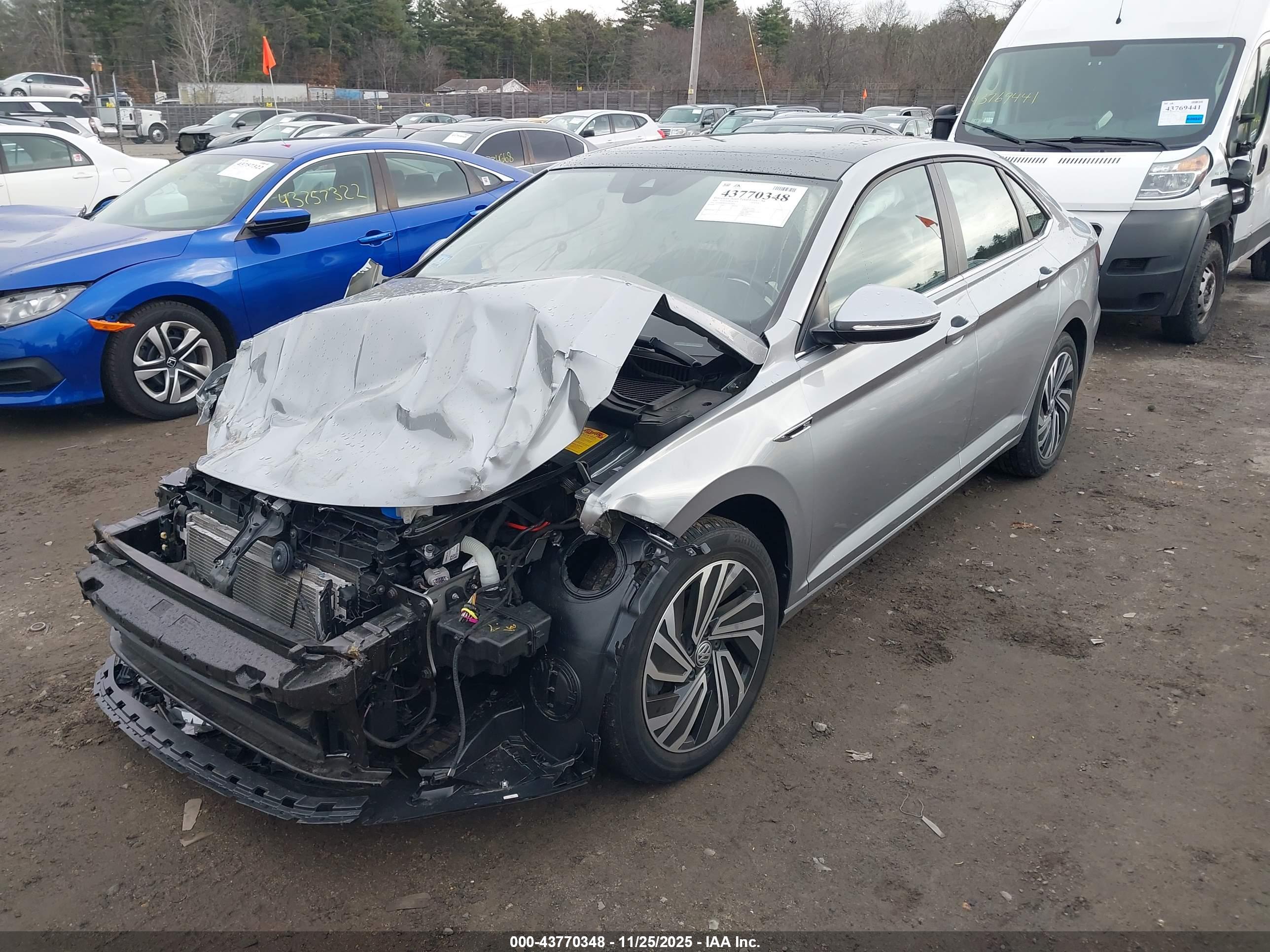 VOLKSWAGEN JETTA image 2