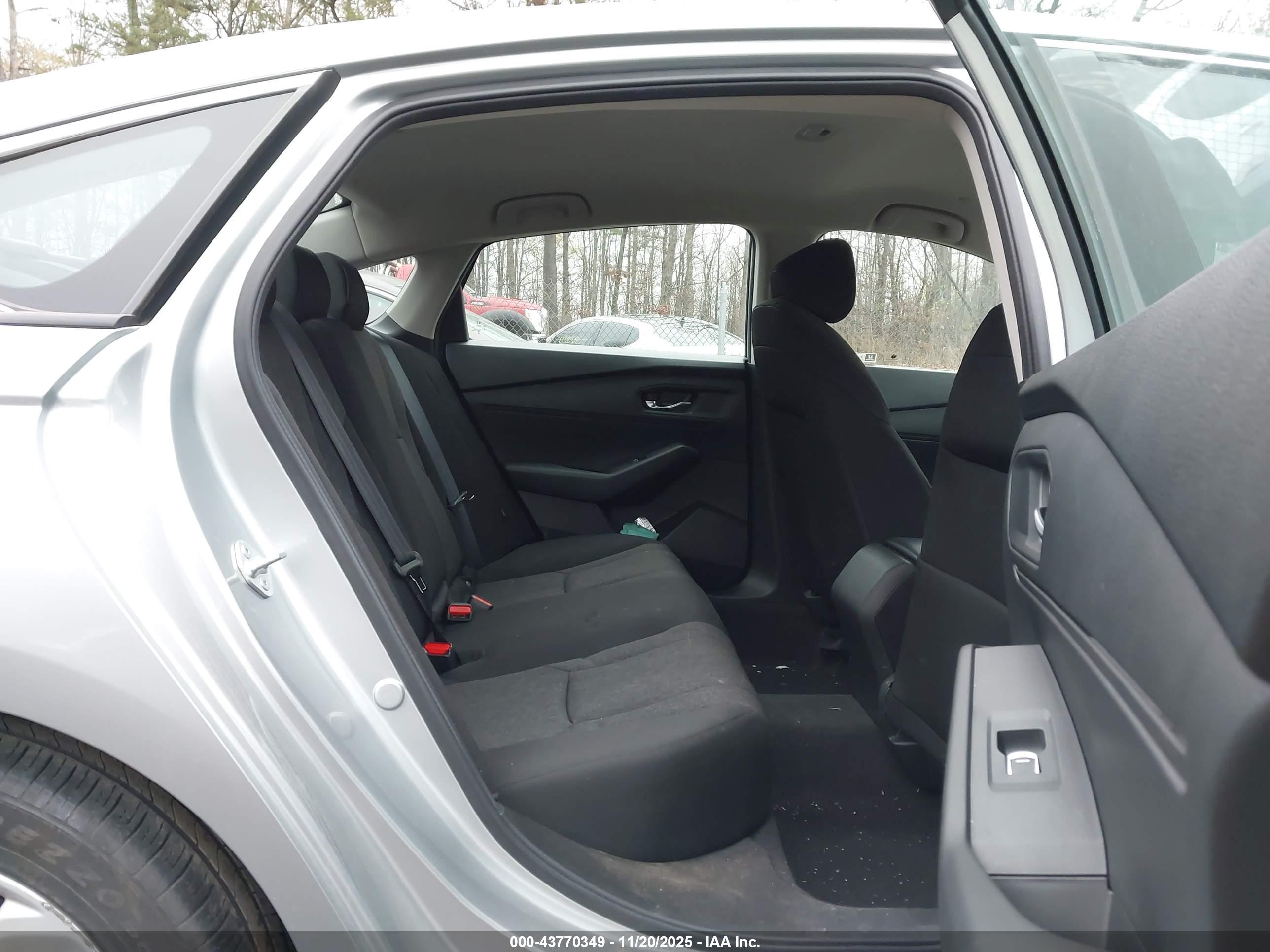 HONDA ACCORD image 8