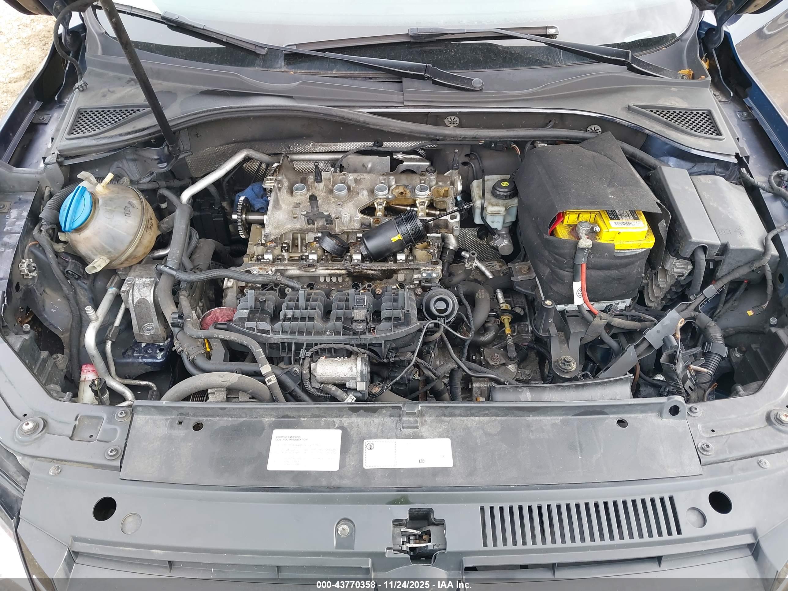 VOLKSWAGEN PASSAT image 10