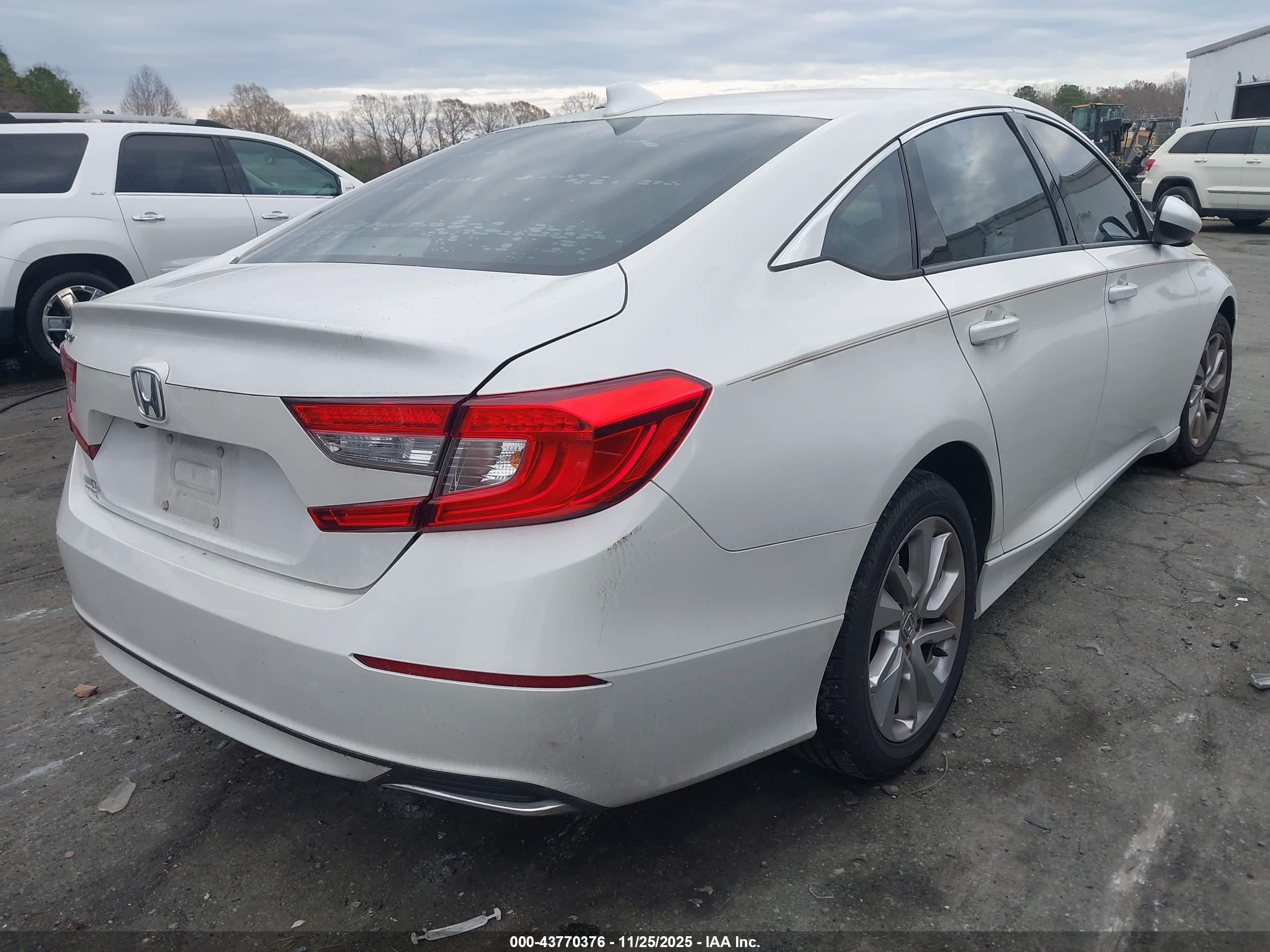 HONDA ACCORD image 4