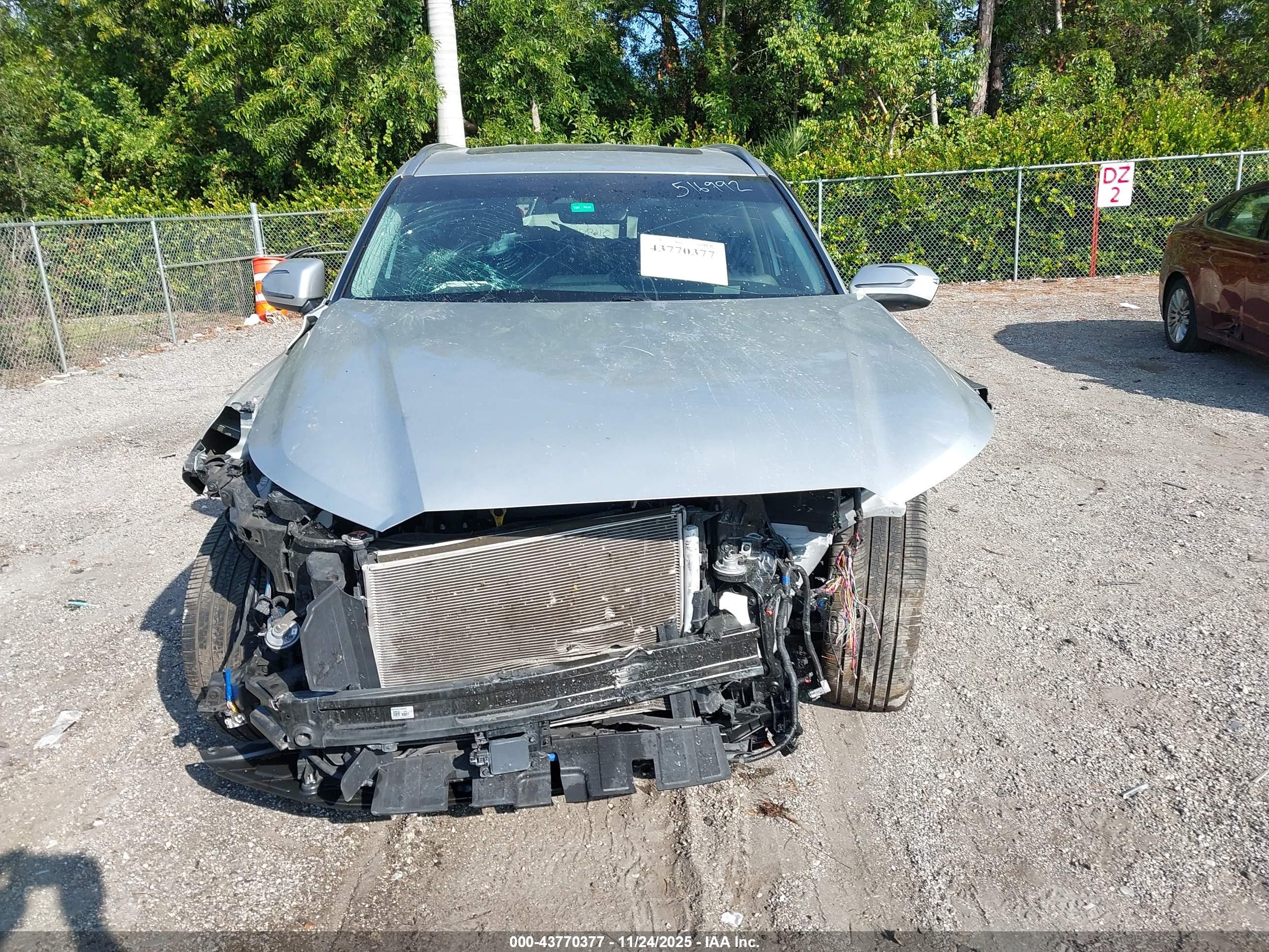 HYUNDAI PALISADE image 6