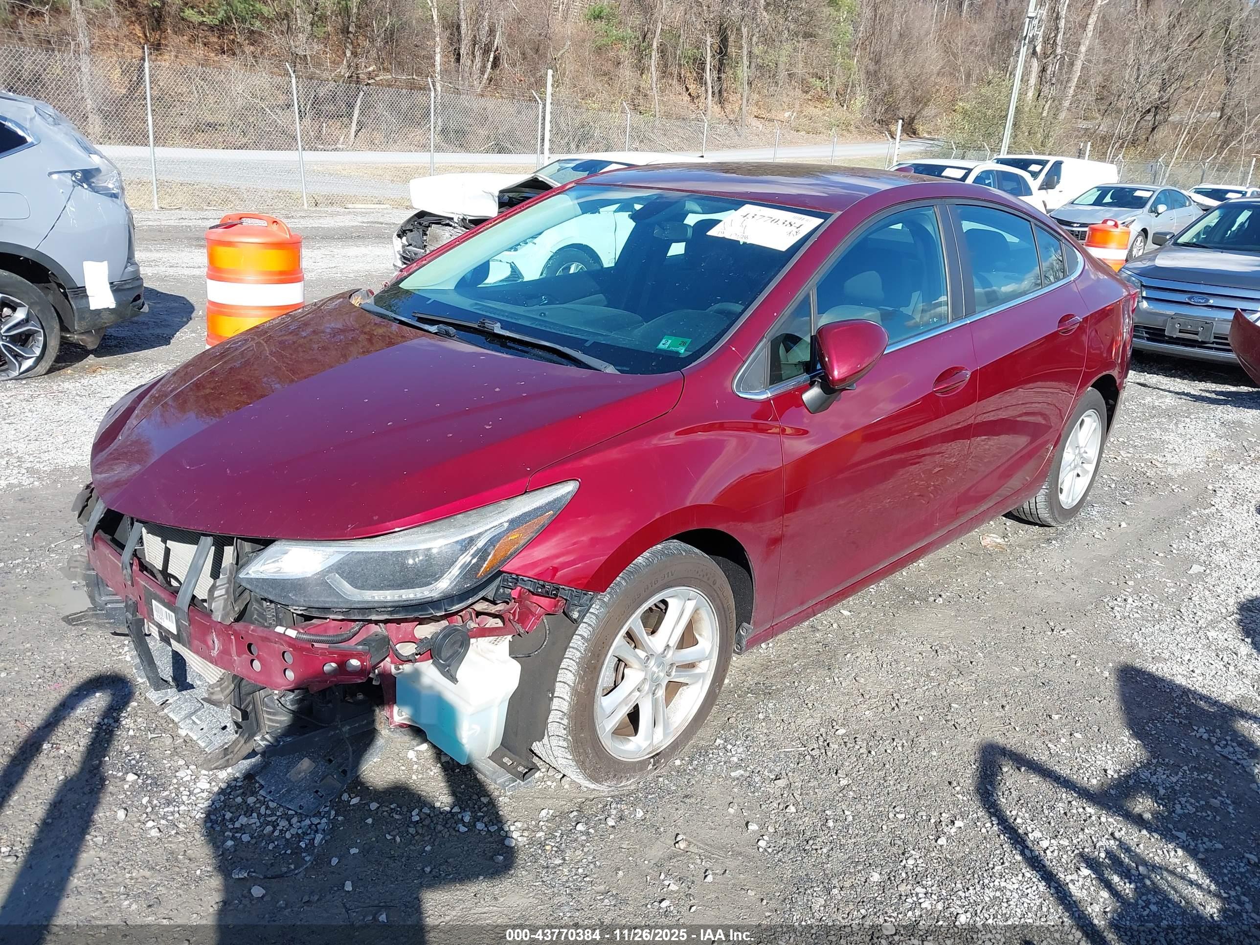 CHEVROLET CRUZE image 2