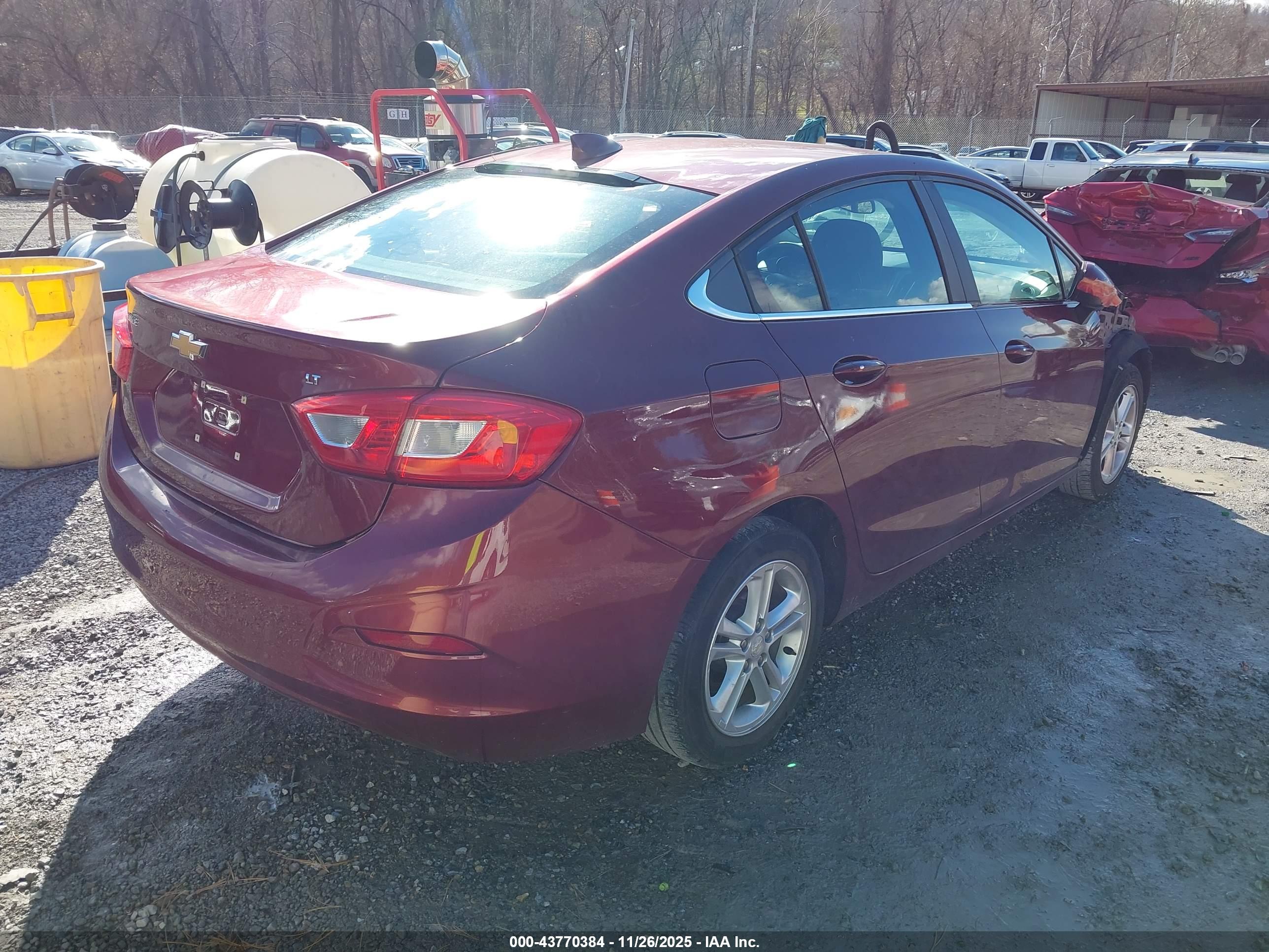 CHEVROLET CRUZE image 4