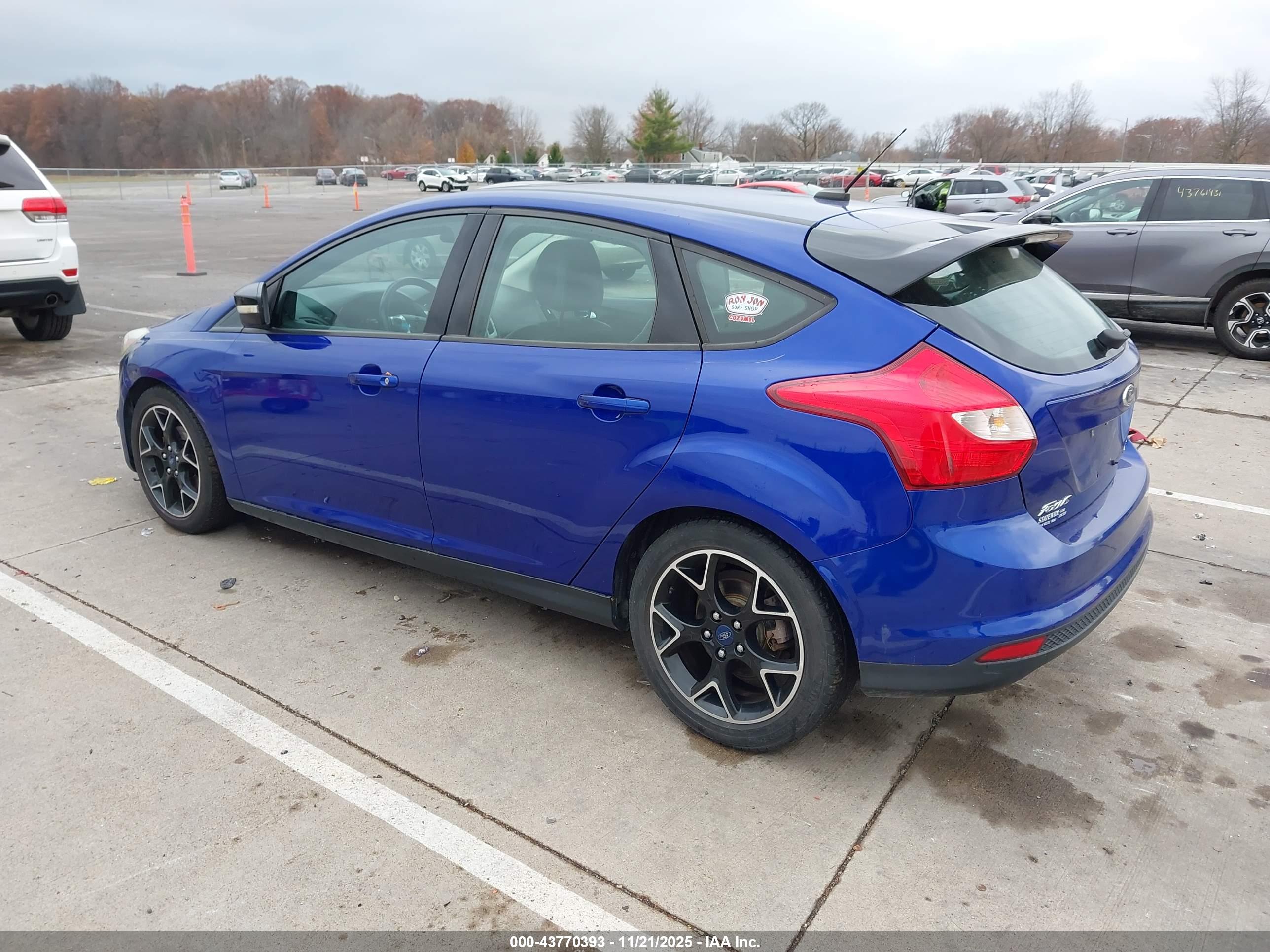 FORD FOCUS image 3