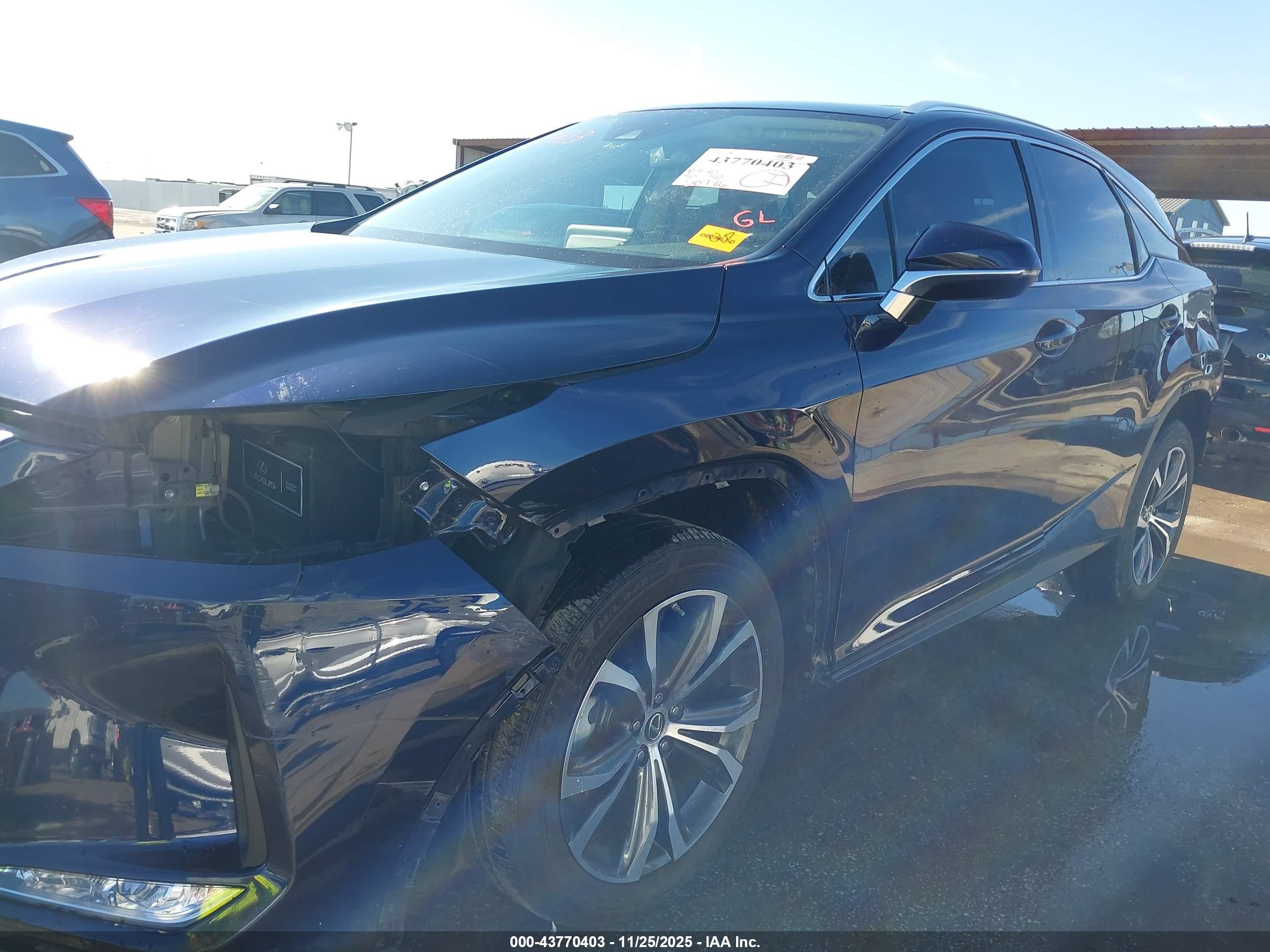 LEXUS RX image 6
