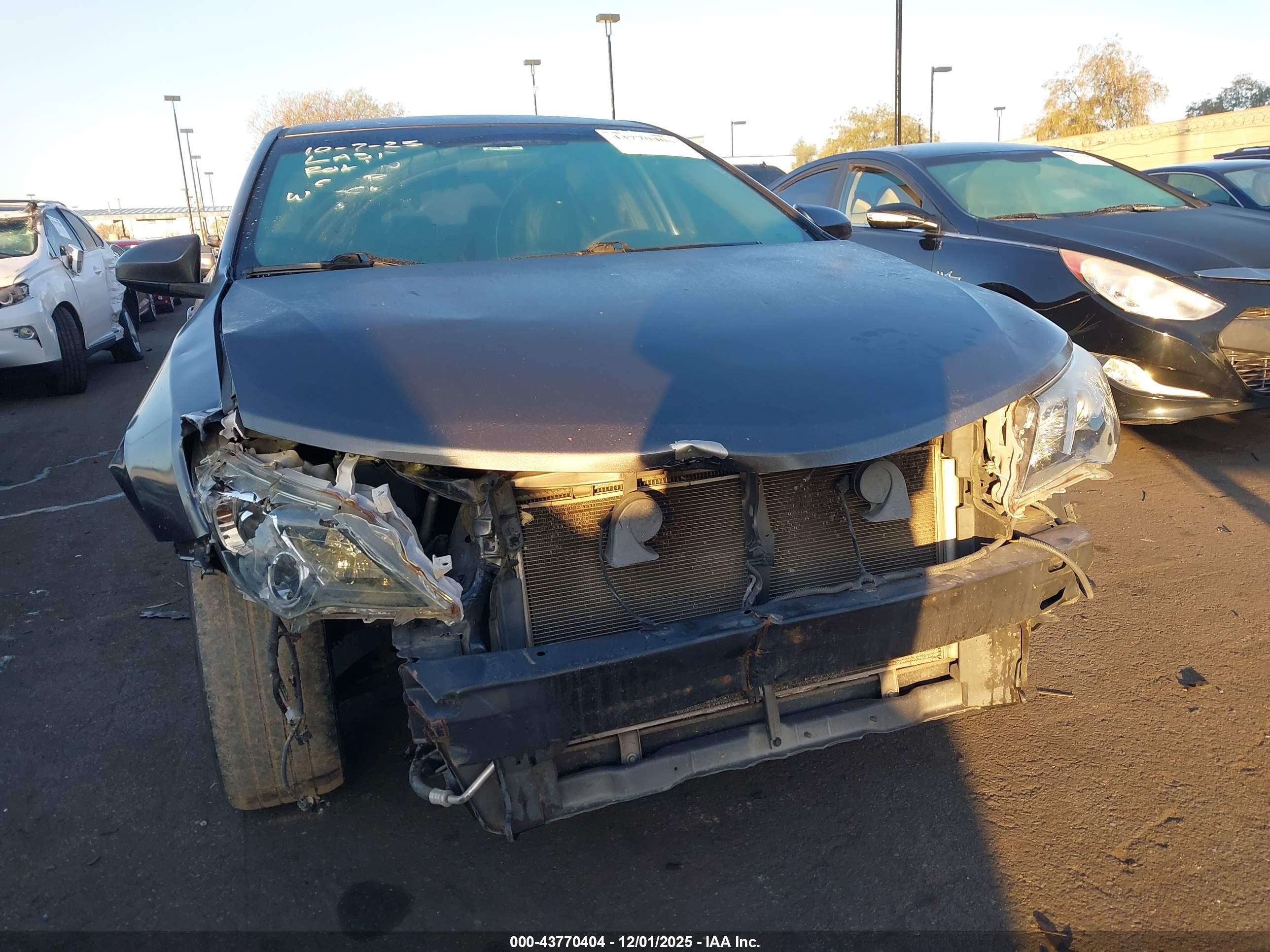 TOYOTA CAMRY image 6